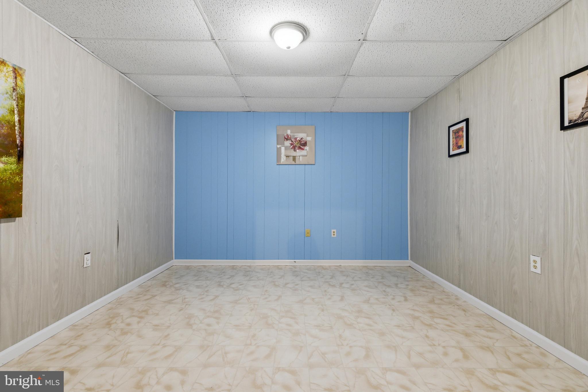 LAZY RIVER ESTATES - Residential