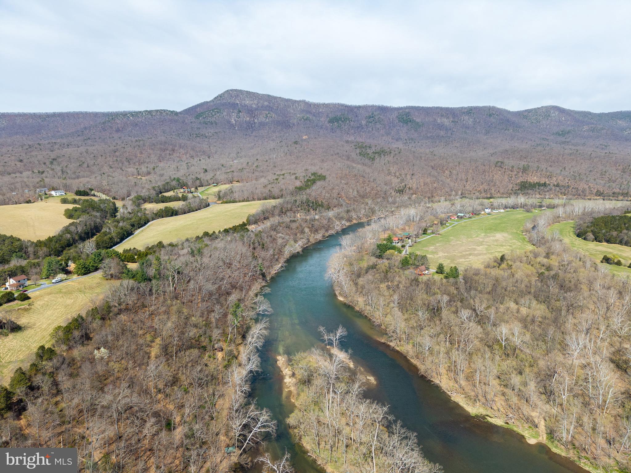LAZY RIVER ESTATES - Residential