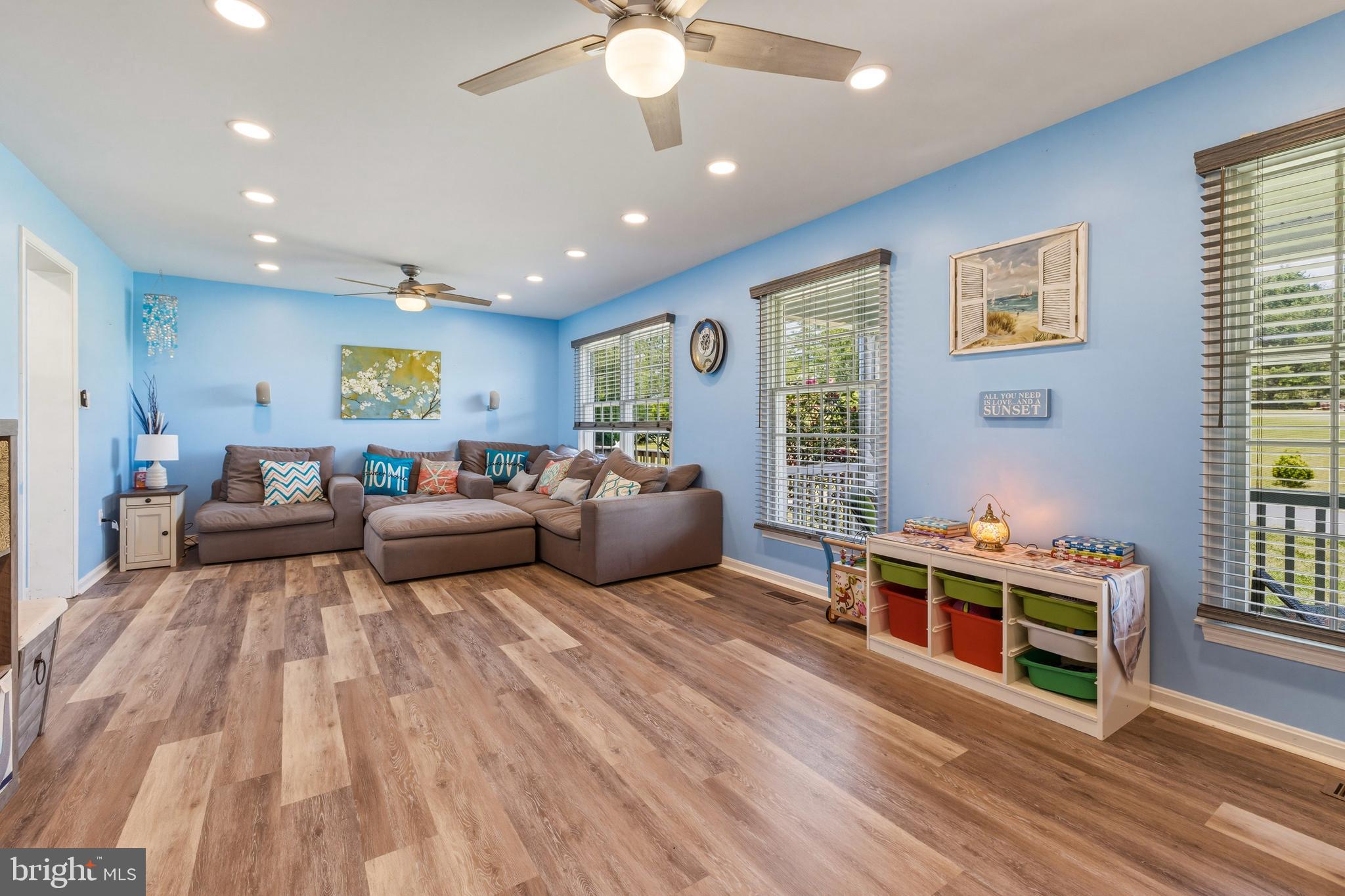LAZY RIVER ESTATES - Residential