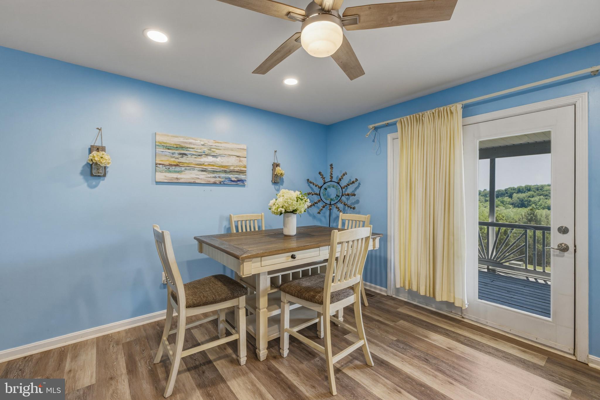 LAZY RIVER ESTATES - Residential