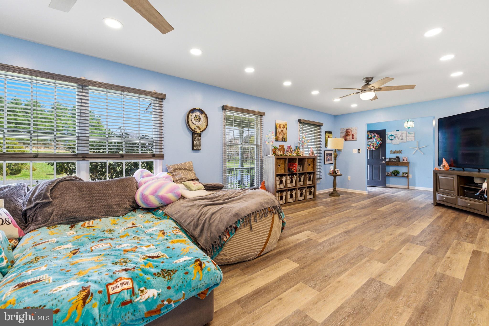 LAZY RIVER ESTATES - Residential