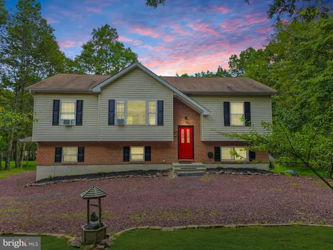 57 Mohawk Trail, Albrightsville, PA MLS: PACC2005792
