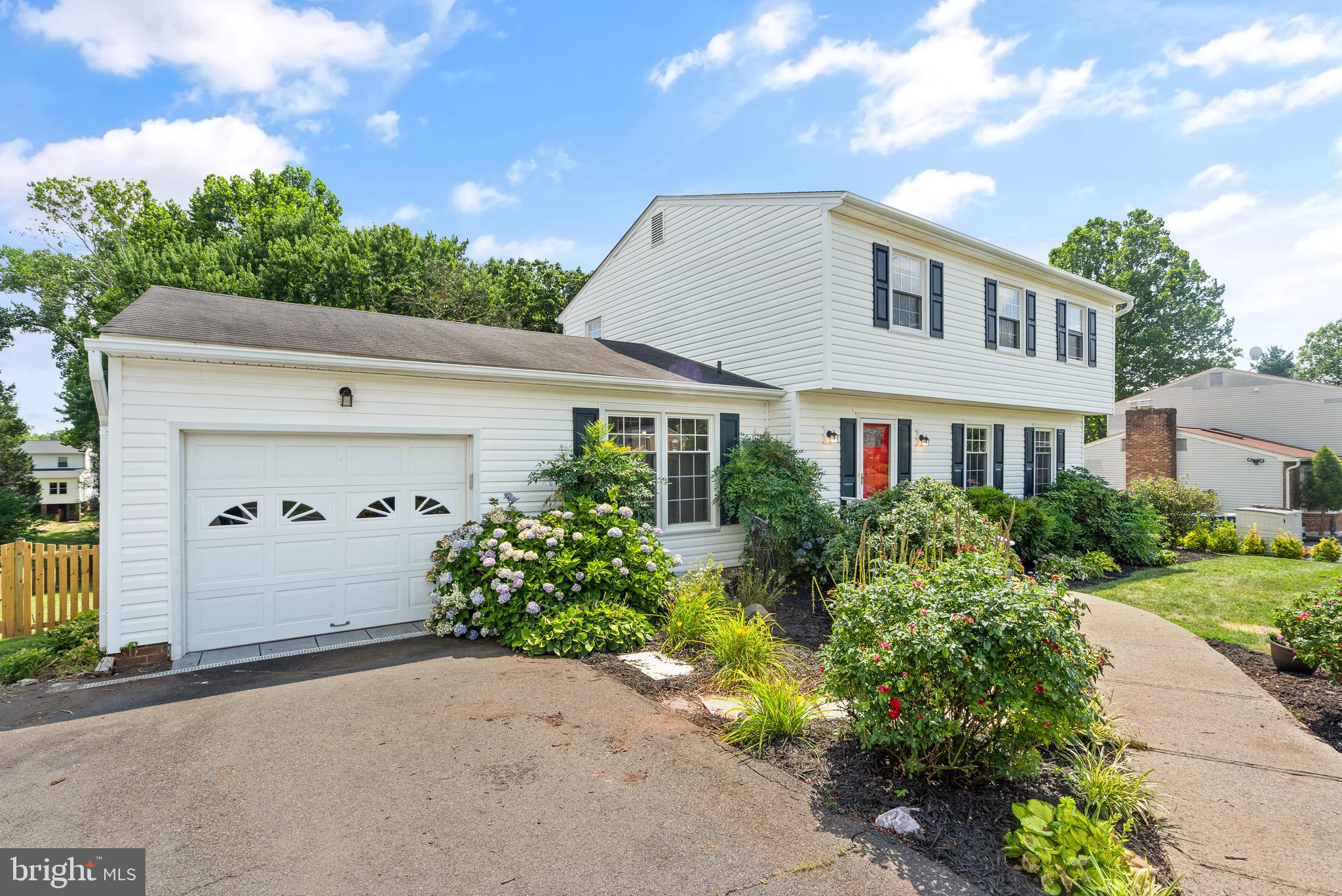 MOUNTAIN VIEW - Residential