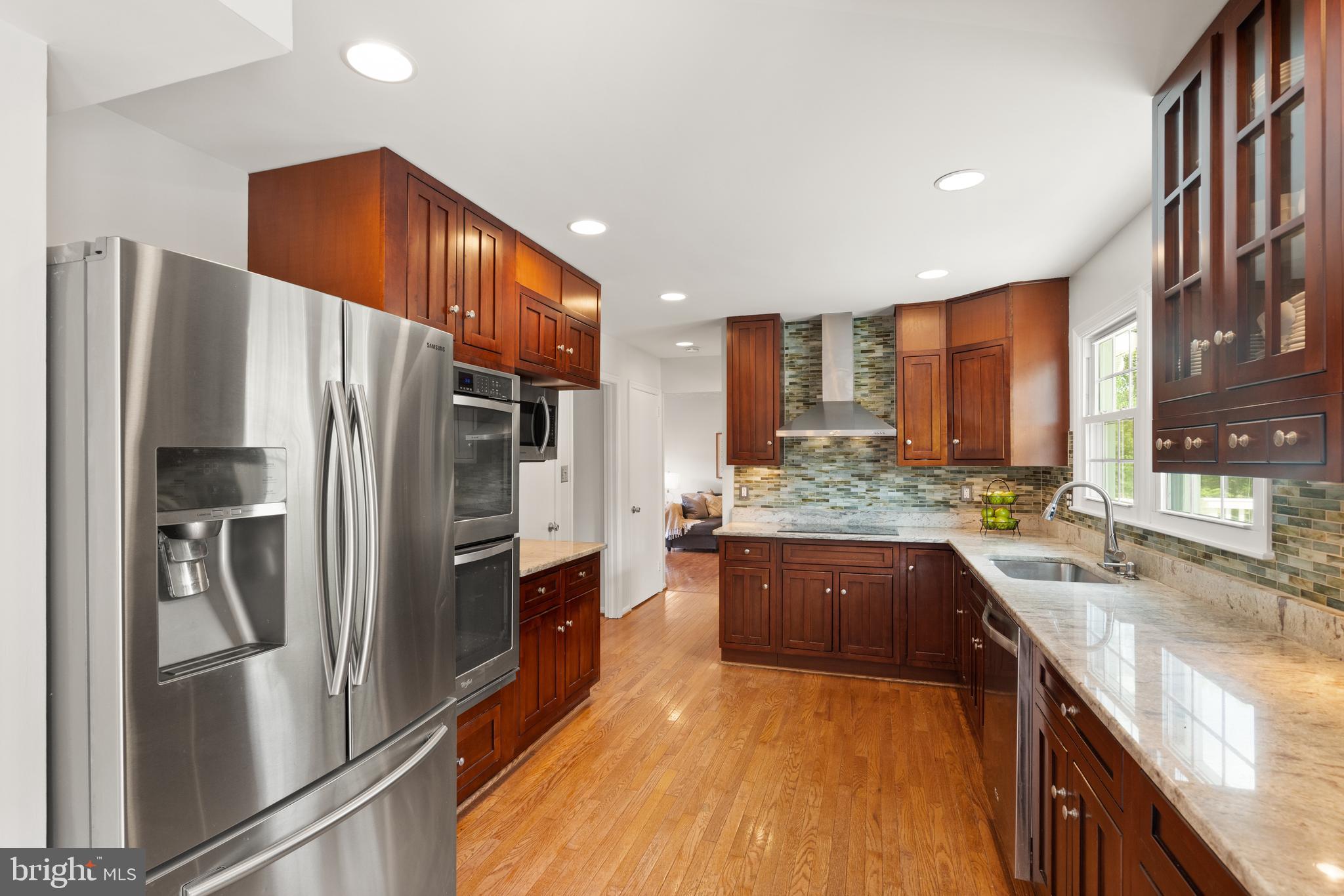 MOUNTAIN VIEW - Residential