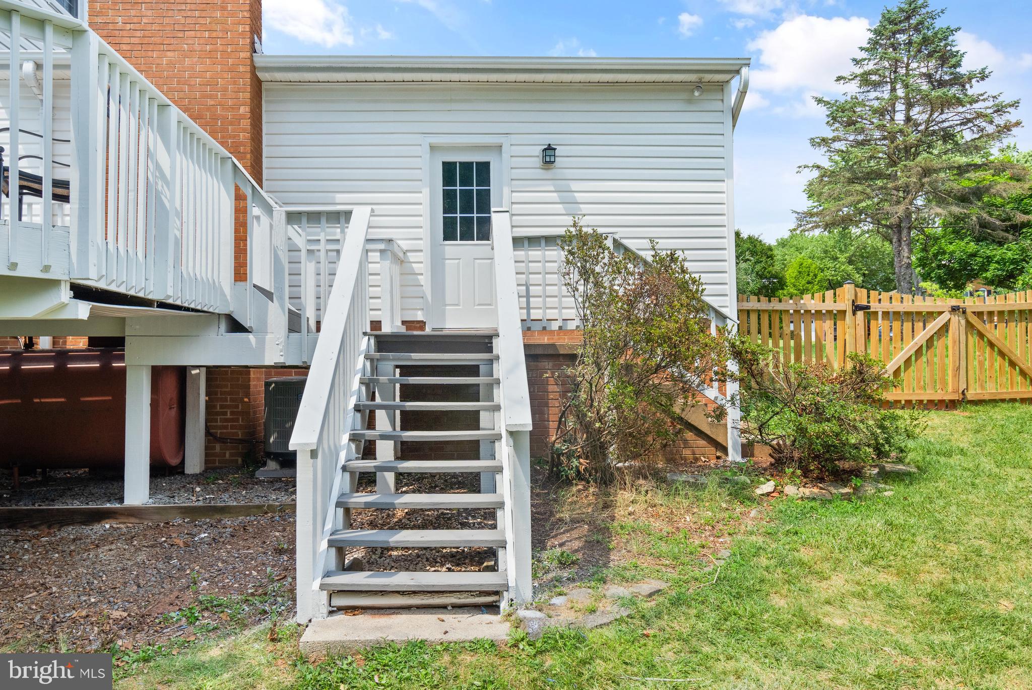 MOUNTAIN VIEW - Residential