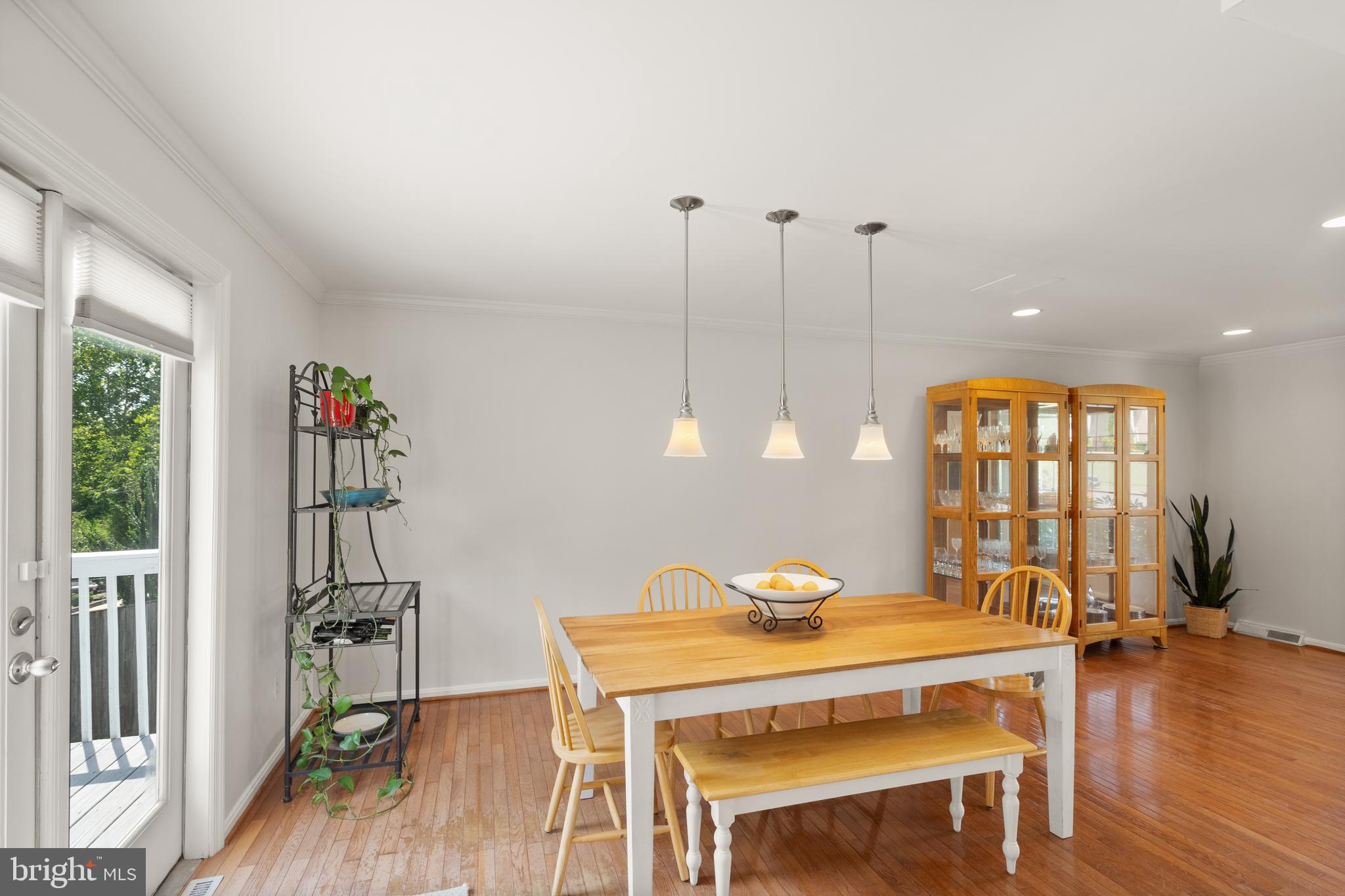 MOUNTAIN VIEW - Residential