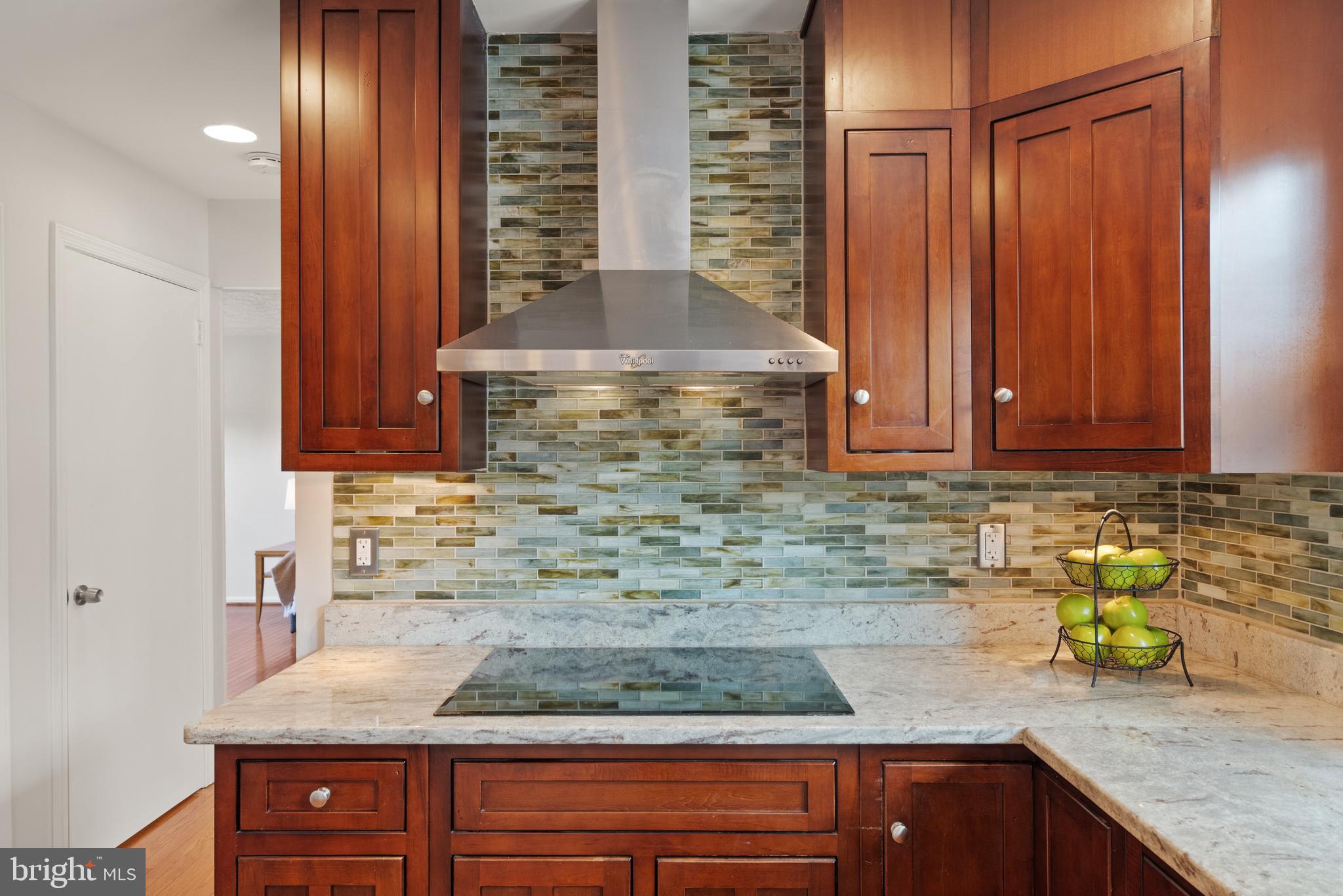 MOUNTAIN VIEW - Residential