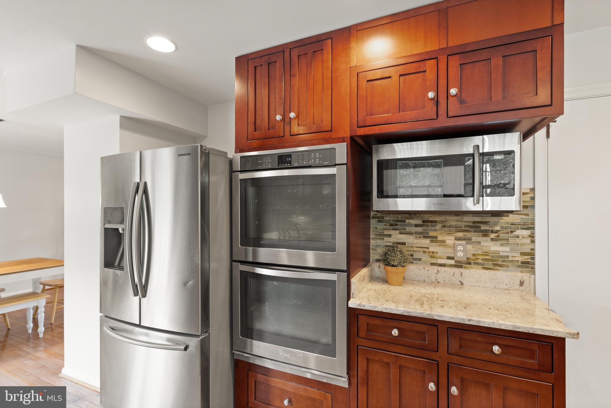 MOUNTAIN VIEW - Residential