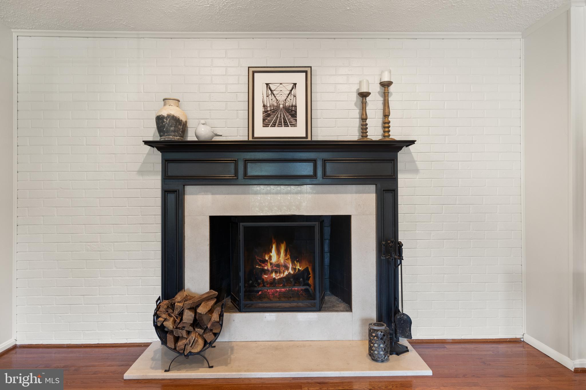 MOUNTAIN VIEW - Residential