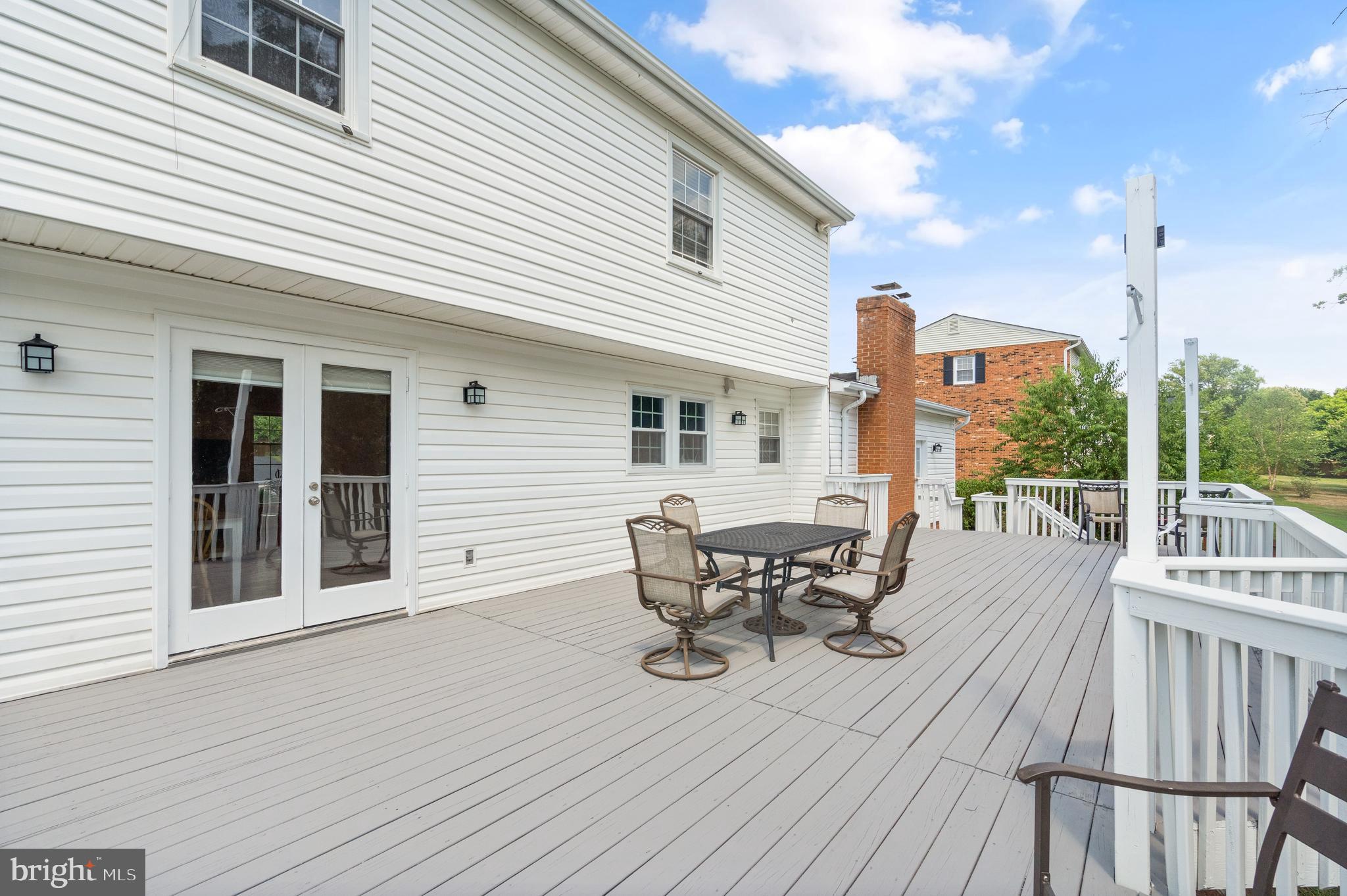 MOUNTAIN VIEW - Residential