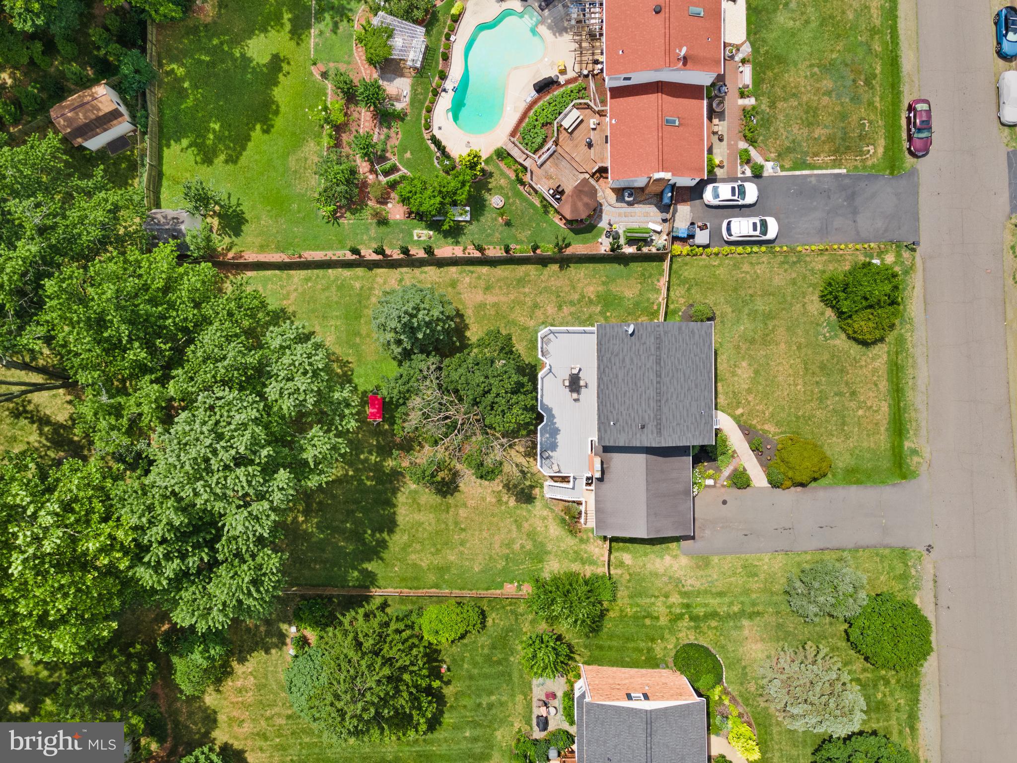 MOUNTAIN VIEW - Residential