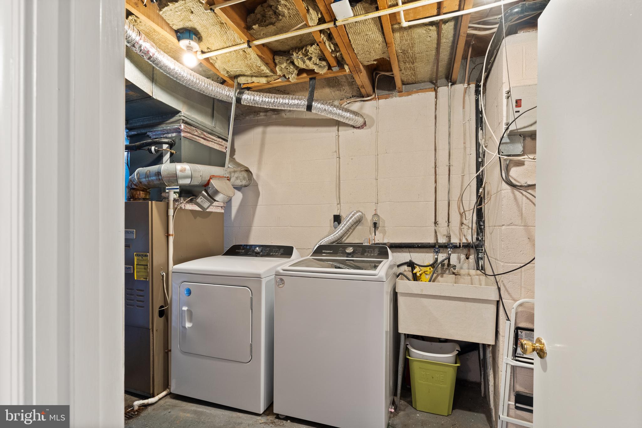 MOUNTAIN VIEW - Residential