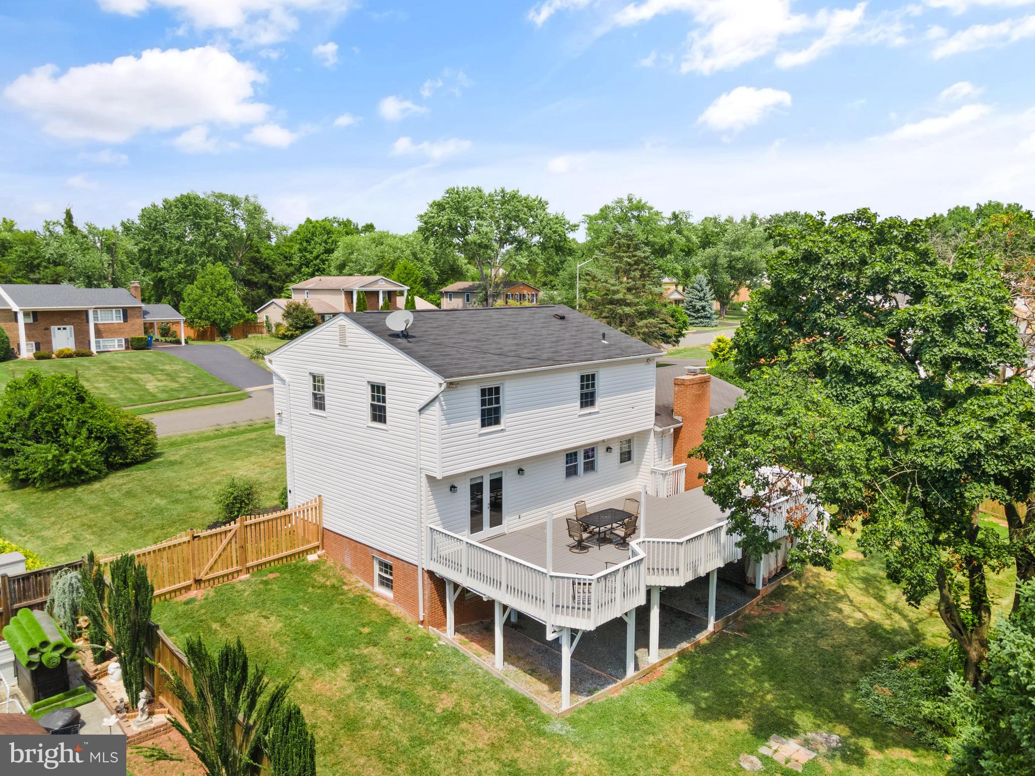 MOUNTAIN VIEW - Residential