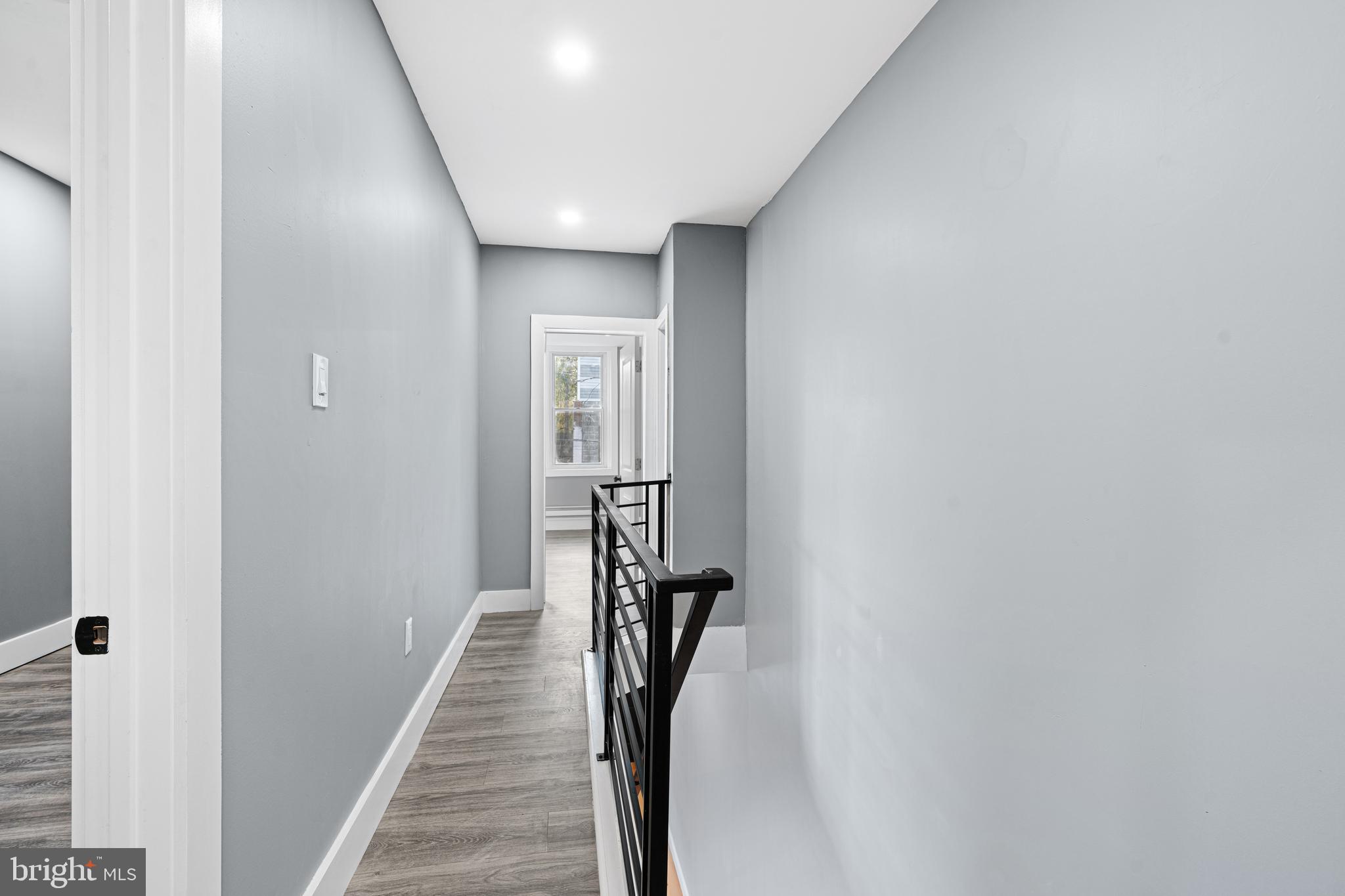 KENSINGTON - Residential