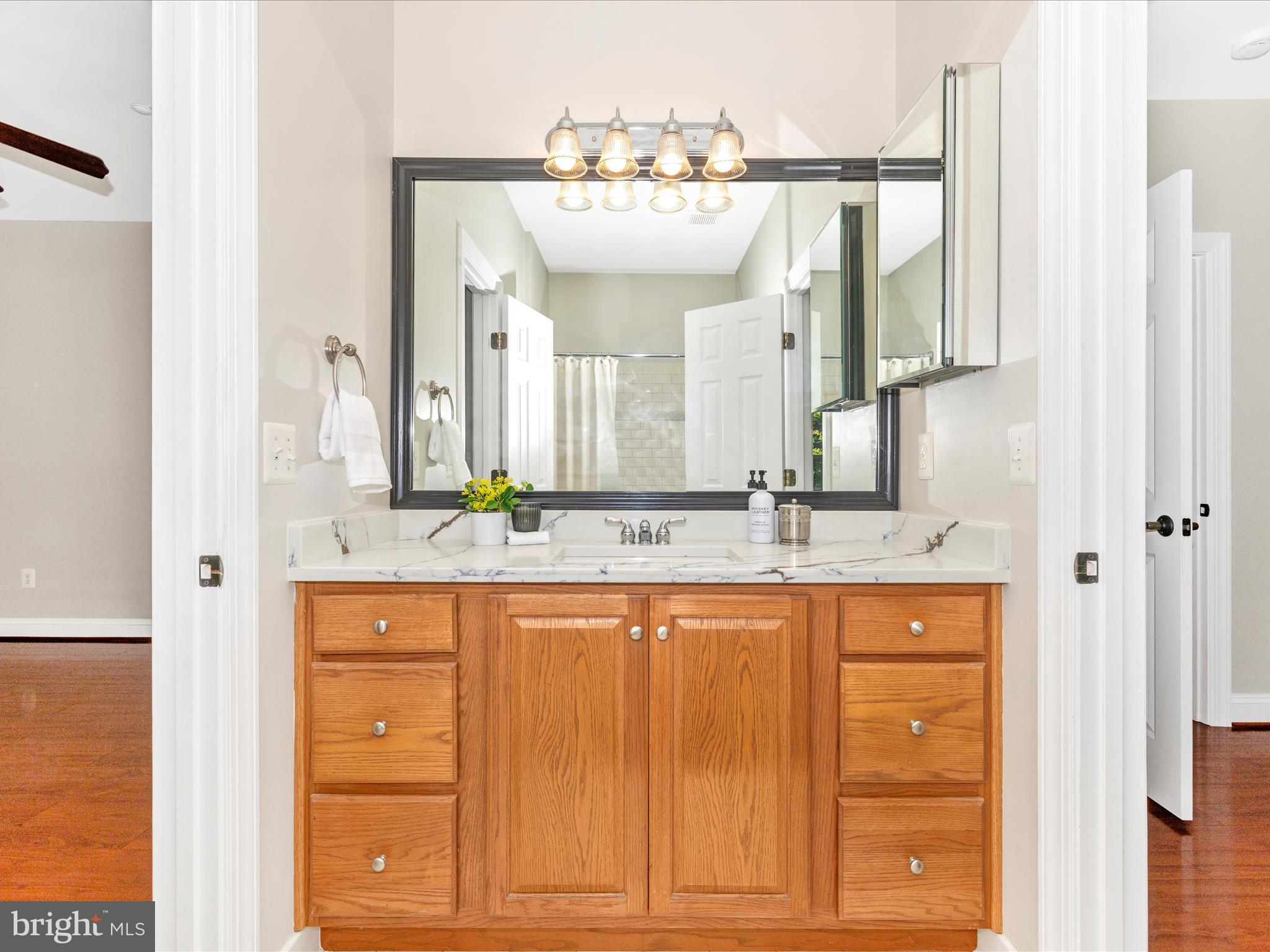 BARNES KNOLL - Residential