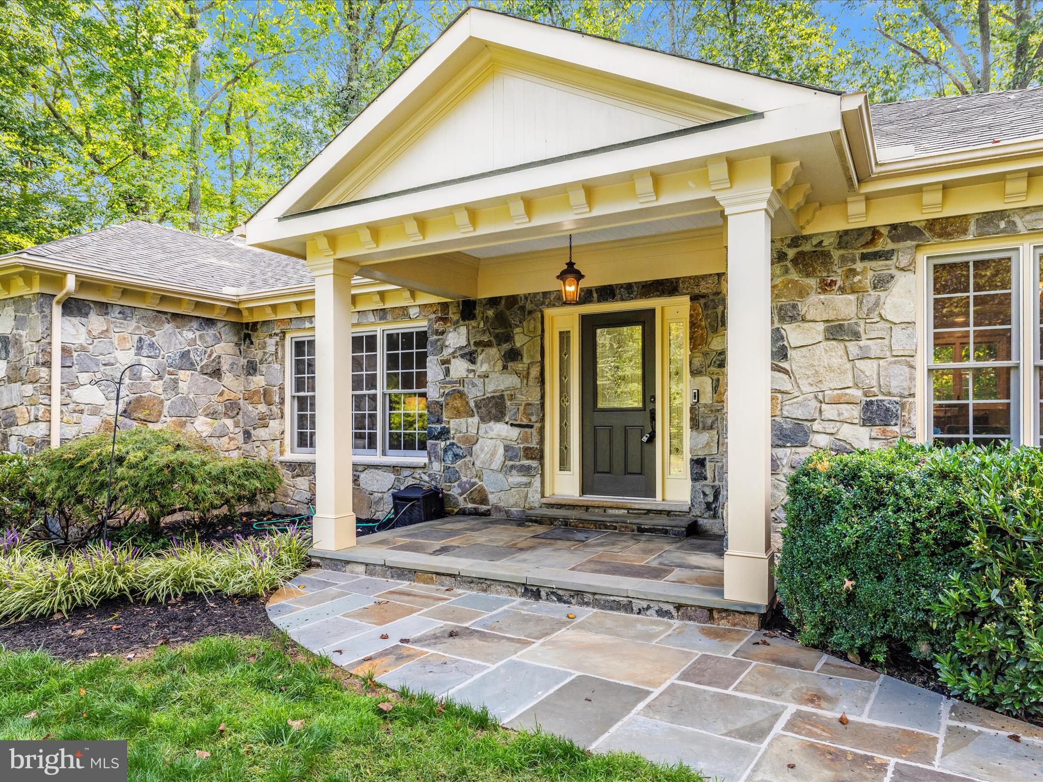 BARNES KNOLL - Residential