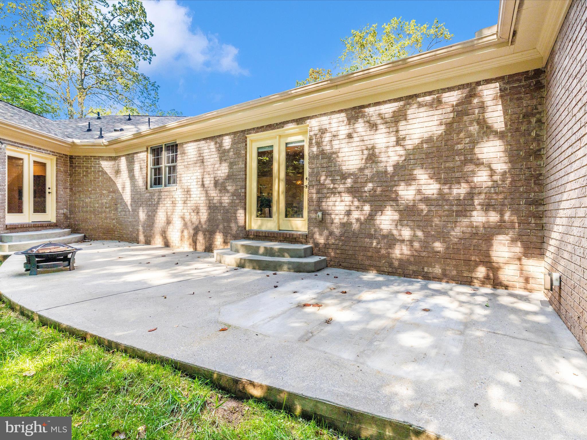 BARNES KNOLL - Residential