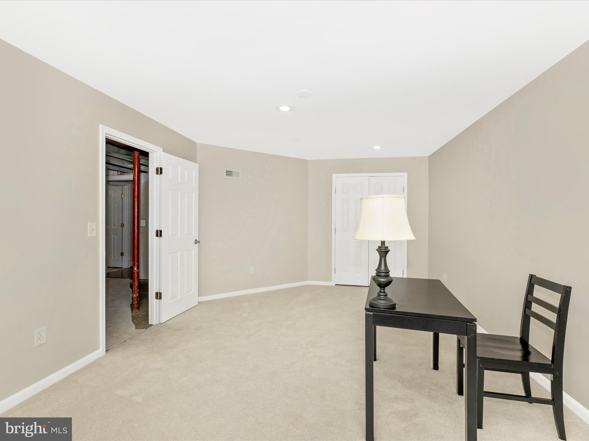 BARNES KNOLL - Residential