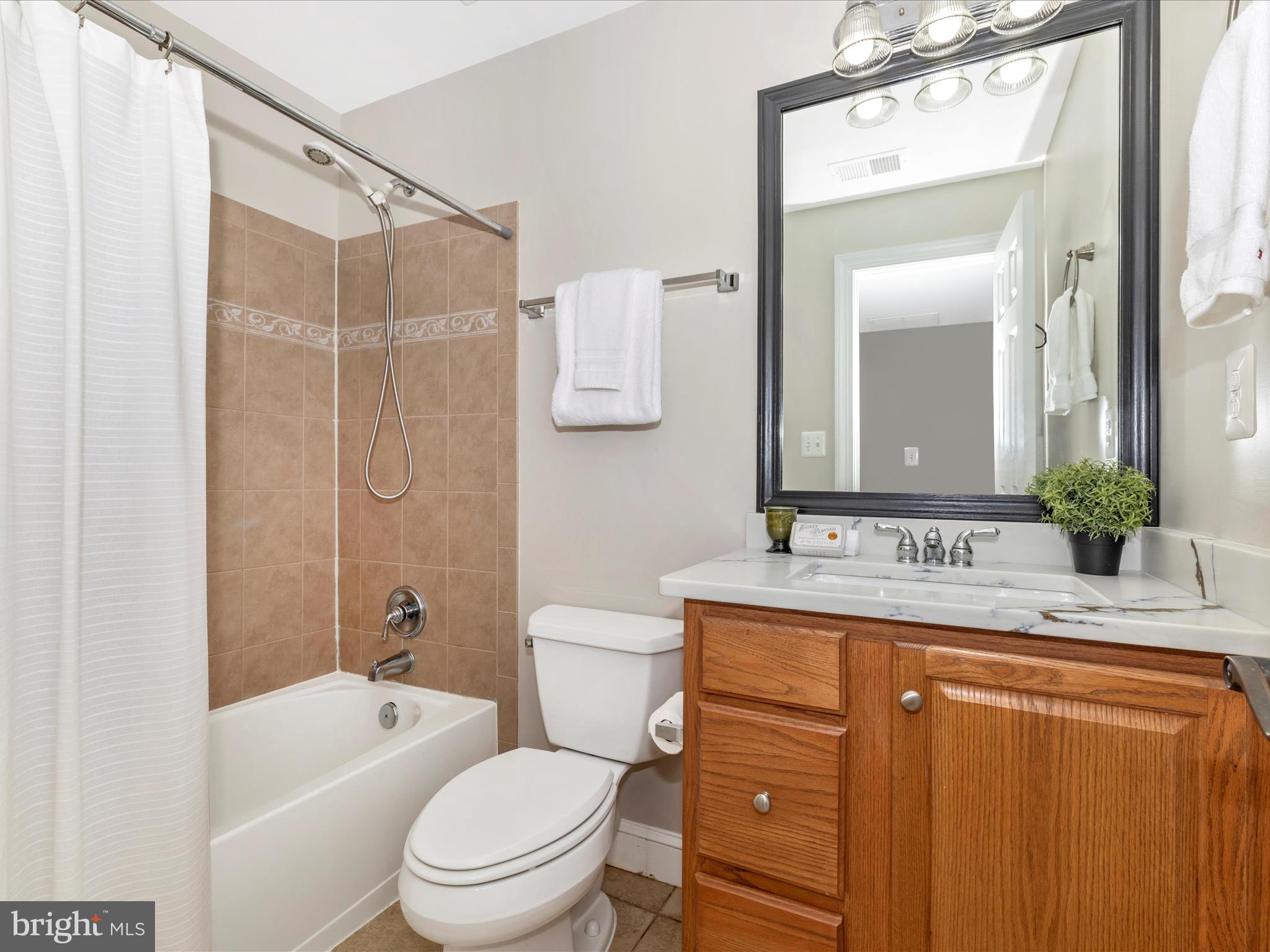 BARNES KNOLL - Residential