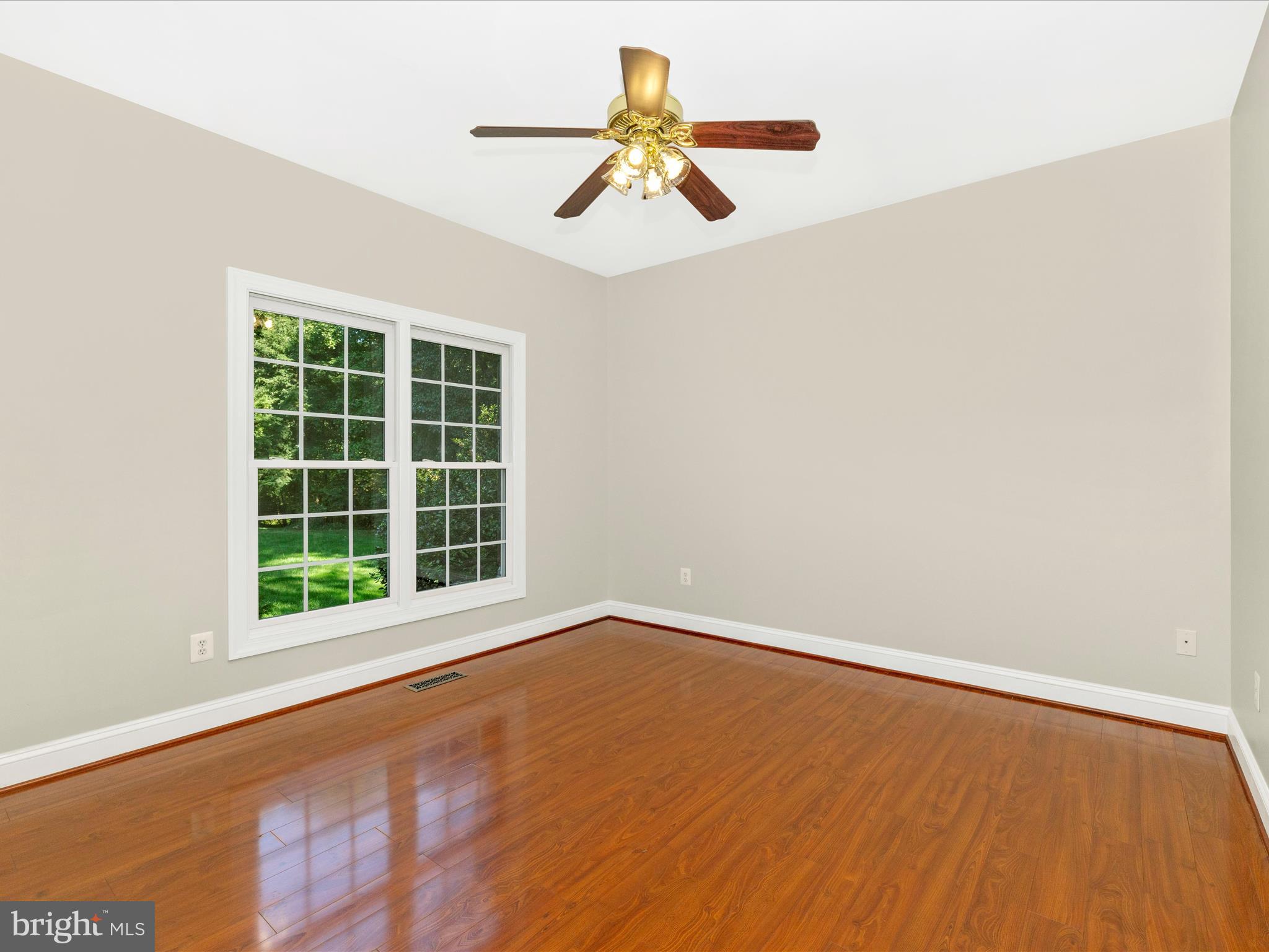 BARNES KNOLL - Residential