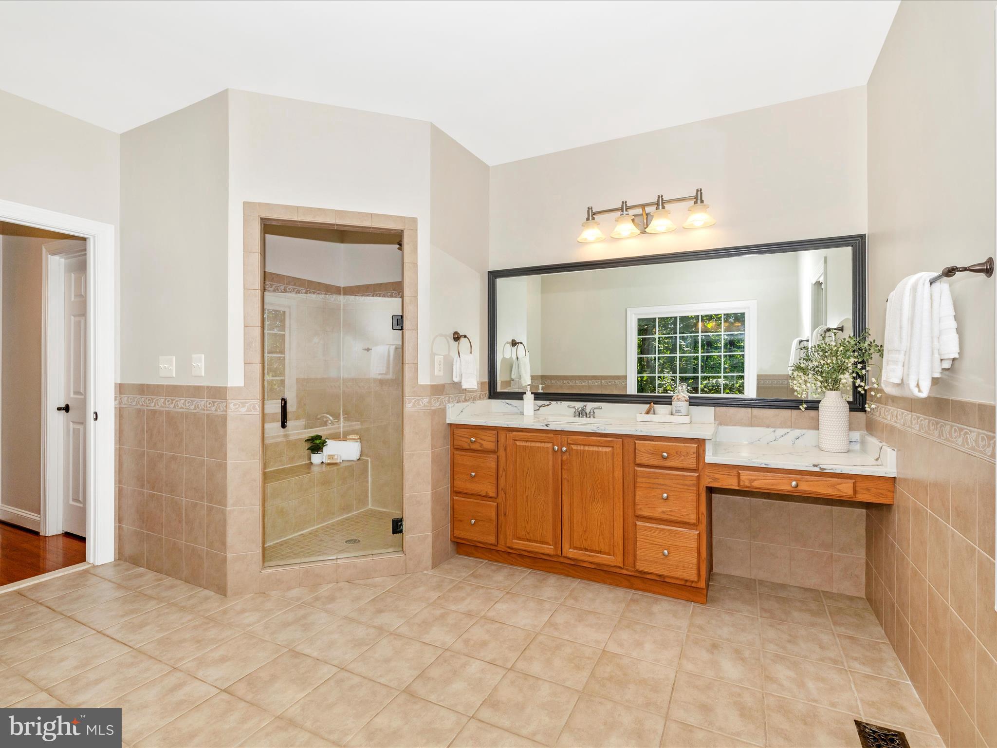 BARNES KNOLL - Residential