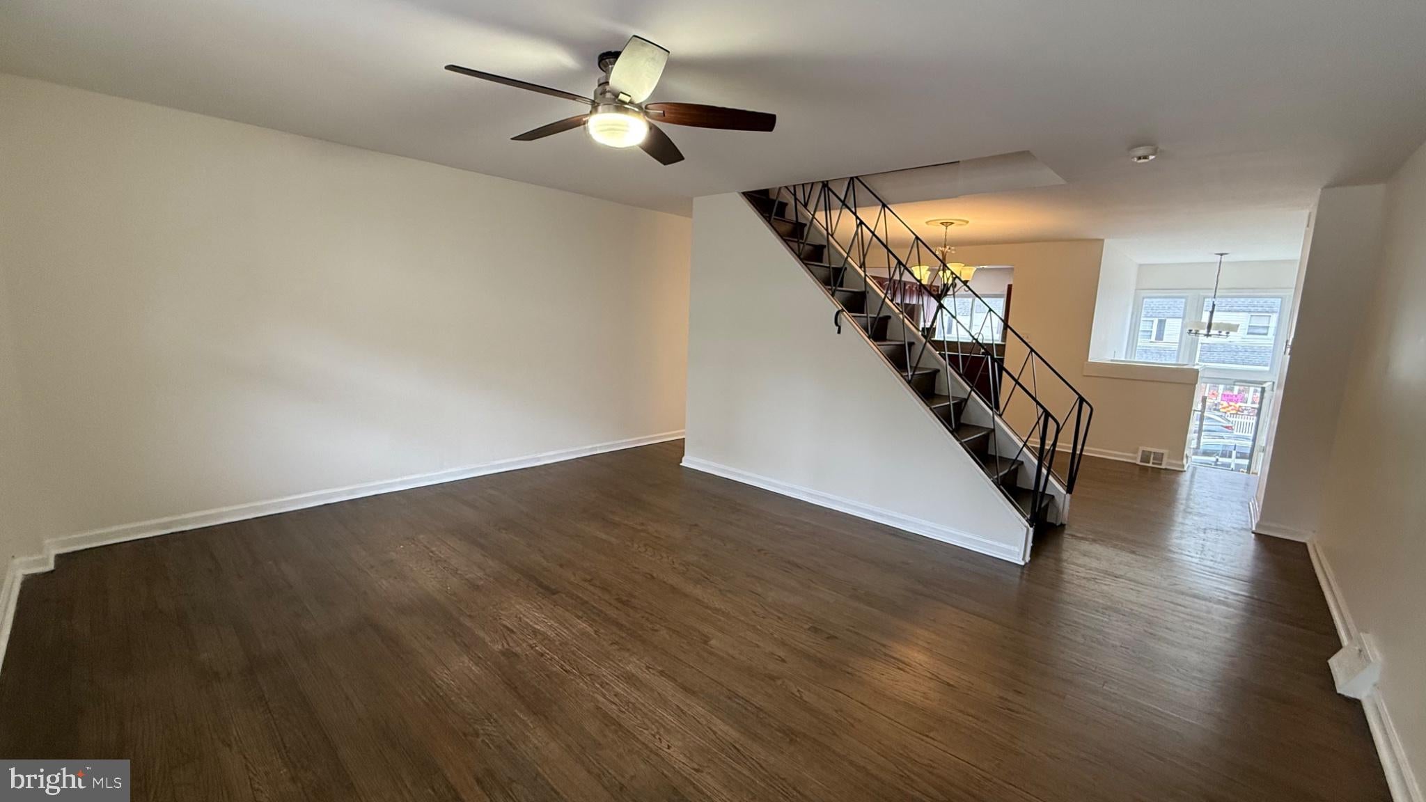 3517 CHURCHILL LANE