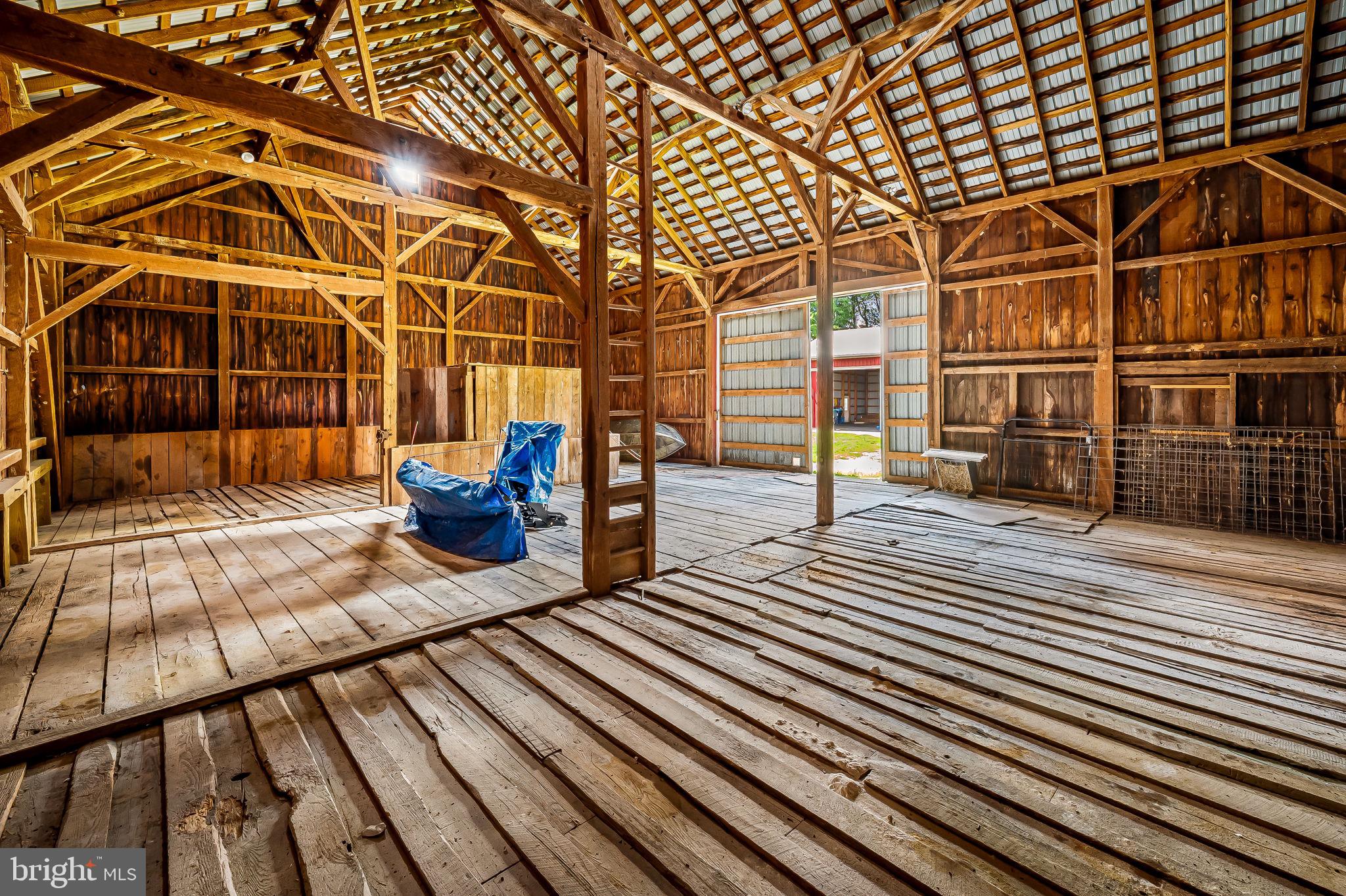 MADONNA MEADOWS - Residential