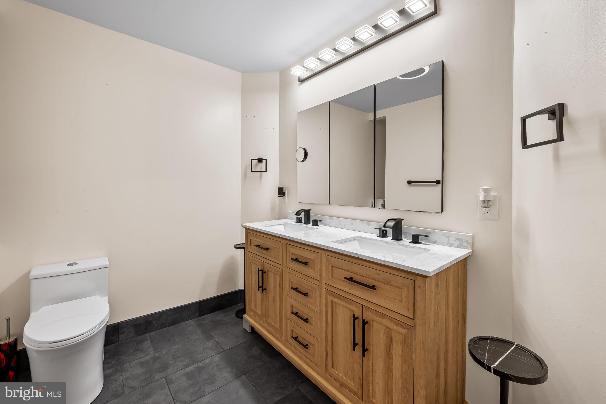 MADONNA MEADOWS - Residential