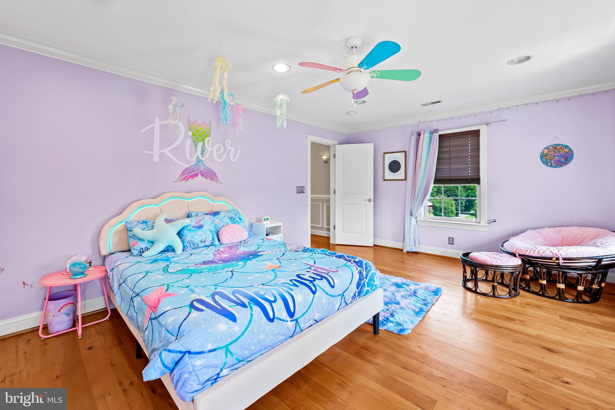 MADONNA MEADOWS - Residential