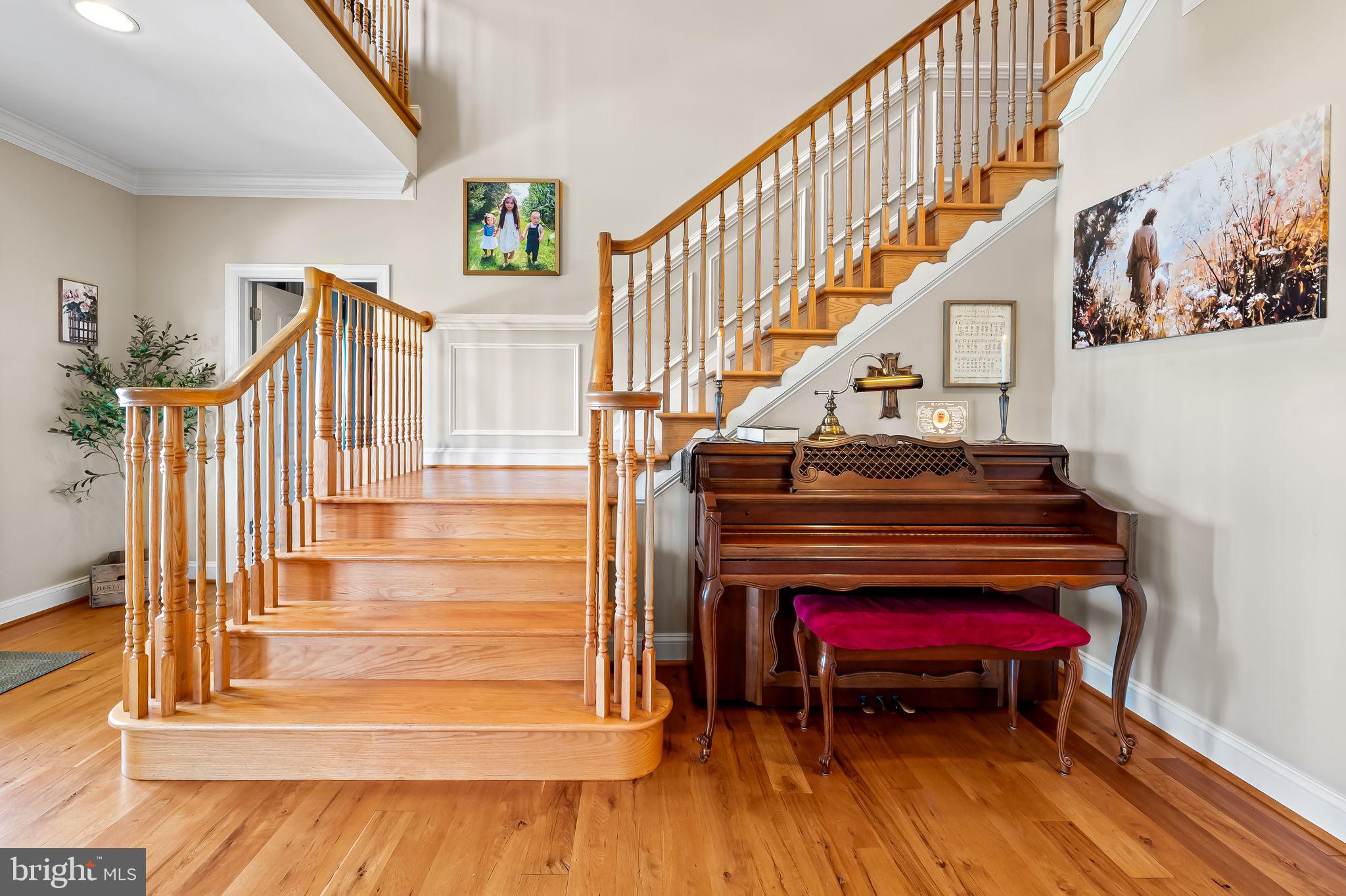 MADONNA MEADOWS - Residential