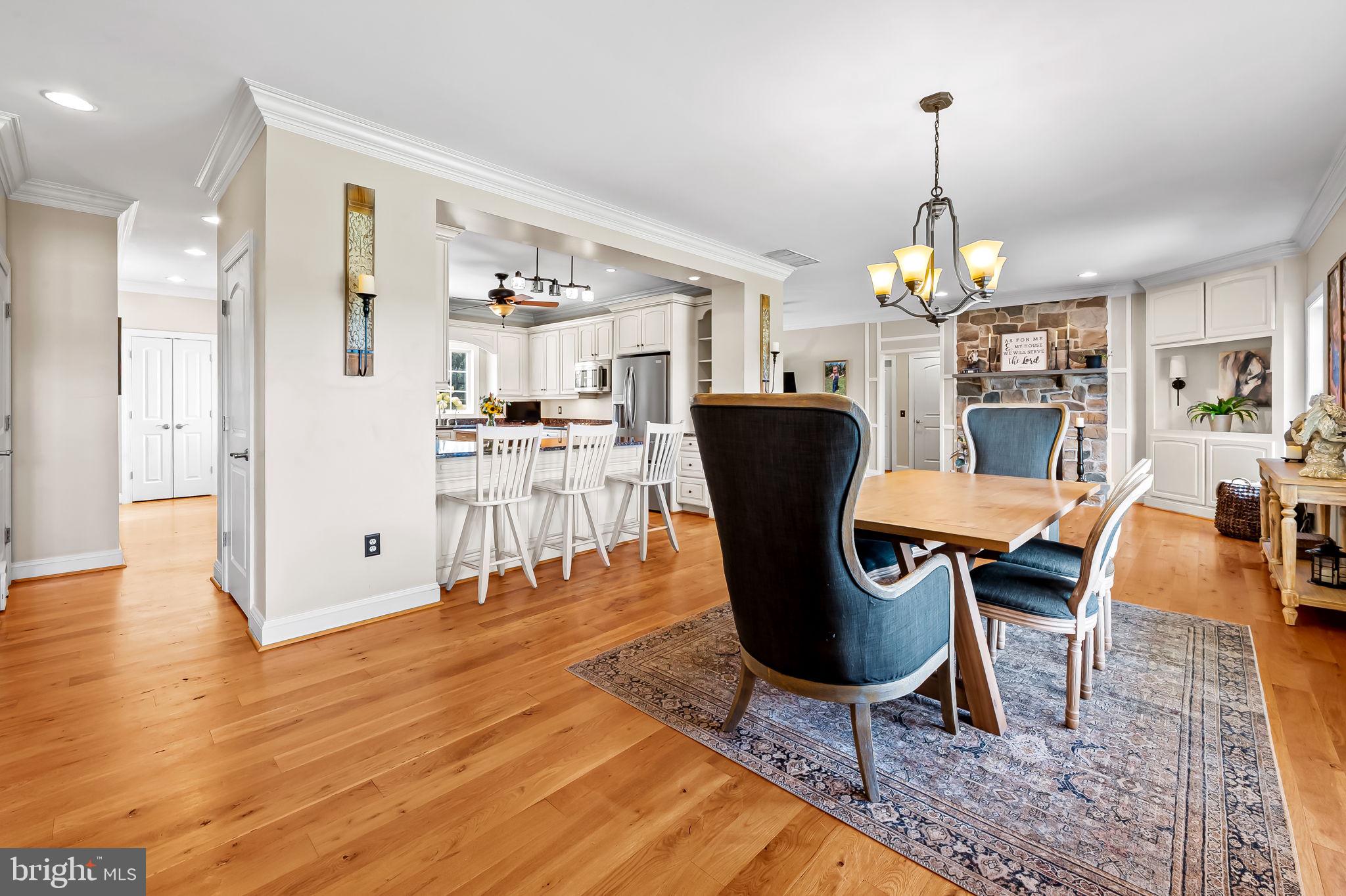 MADONNA MEADOWS - Residential