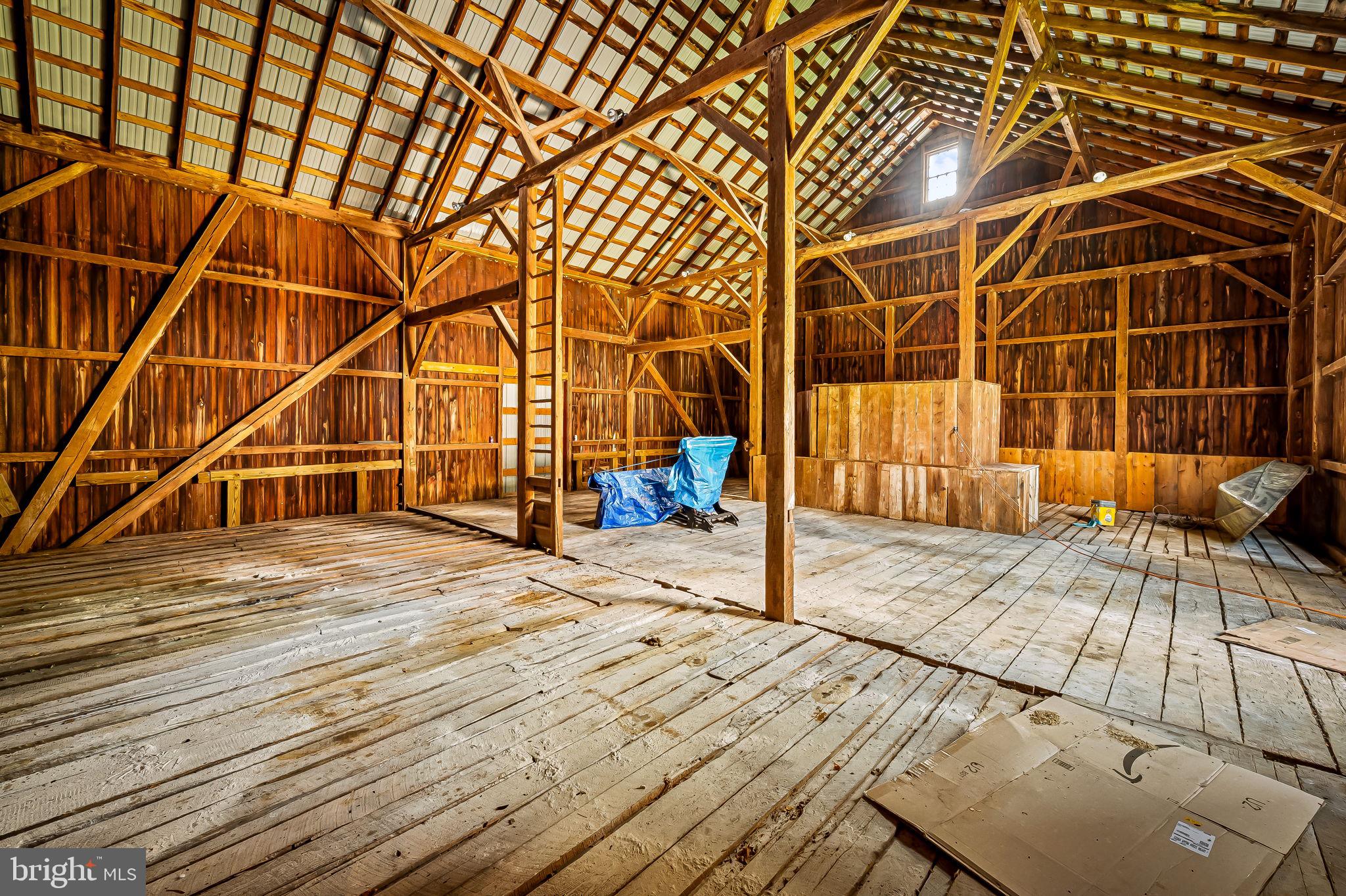 MADONNA MEADOWS - Residential