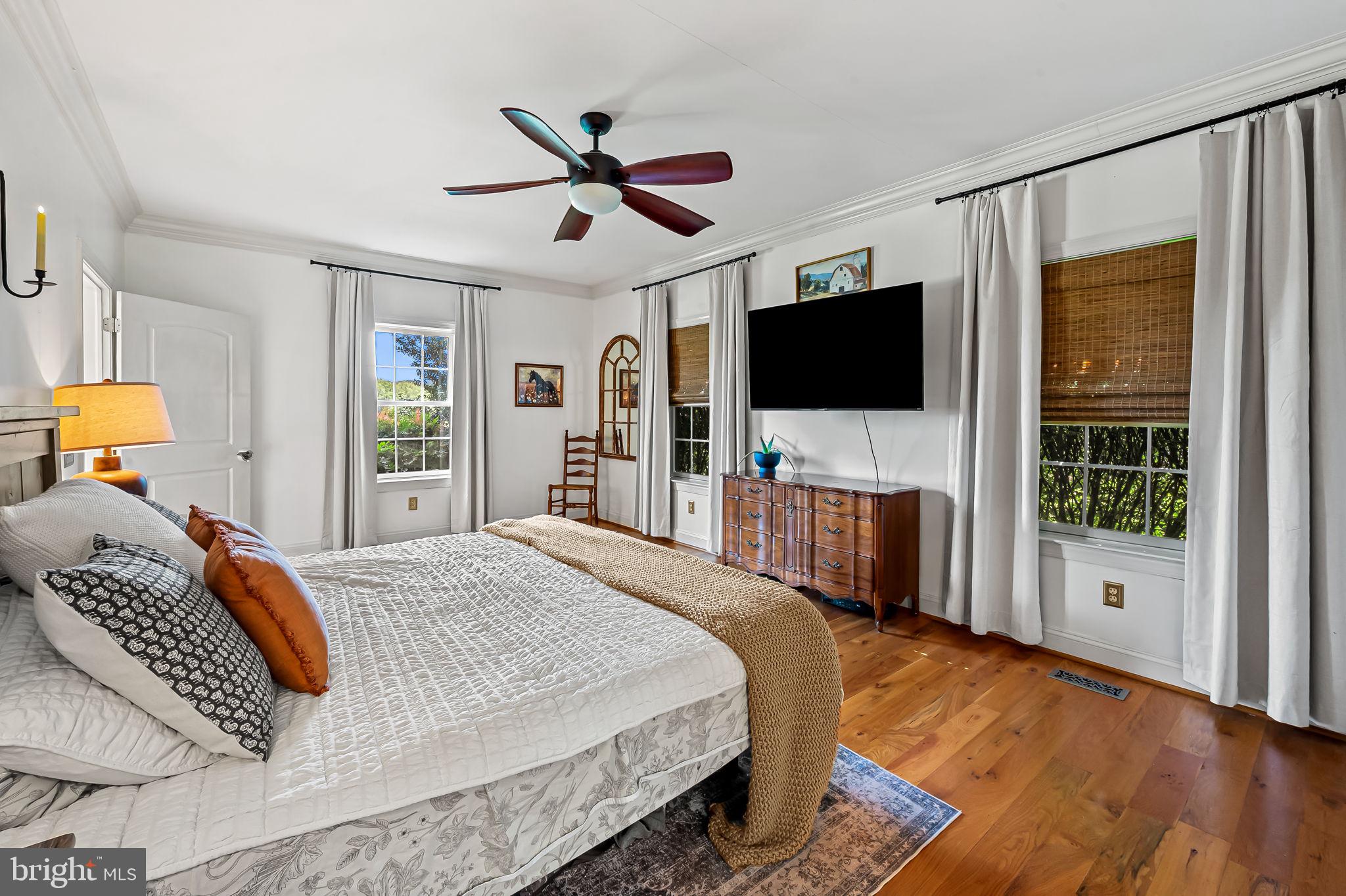 MADONNA MEADOWS - Residential