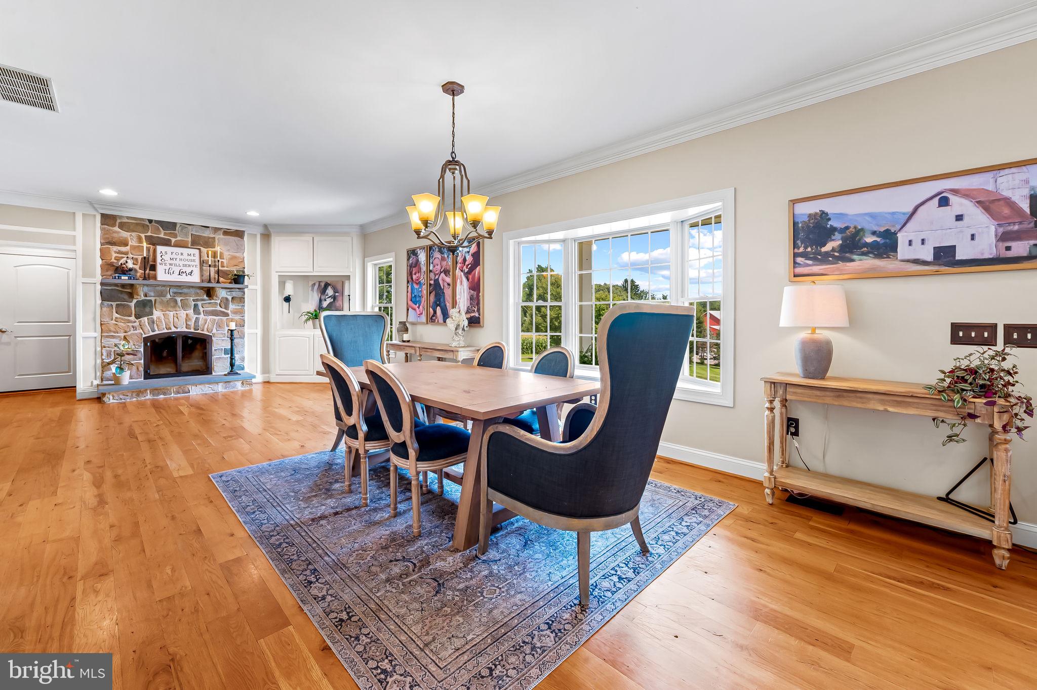 MADONNA MEADOWS - Residential