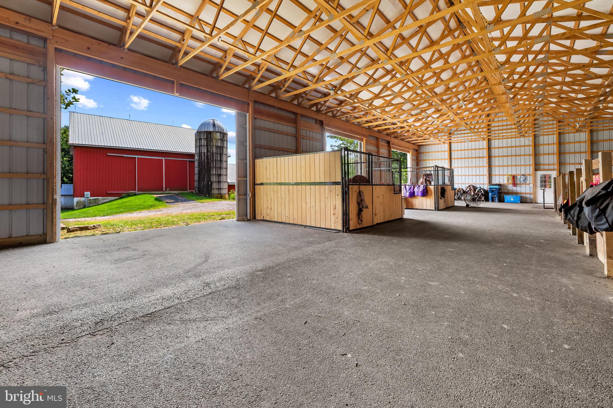 MADONNA MEADOWS - Residential