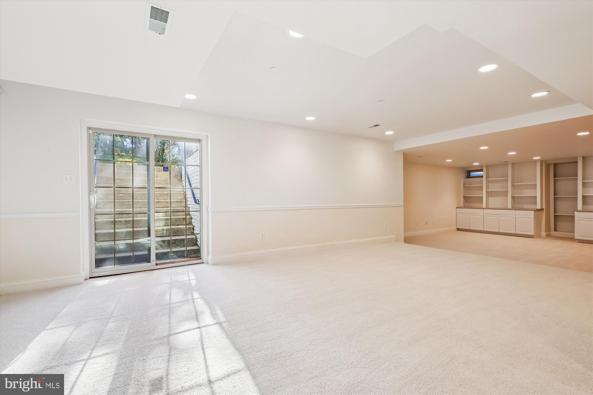 PINEY GLEN VILLAGE - Residential