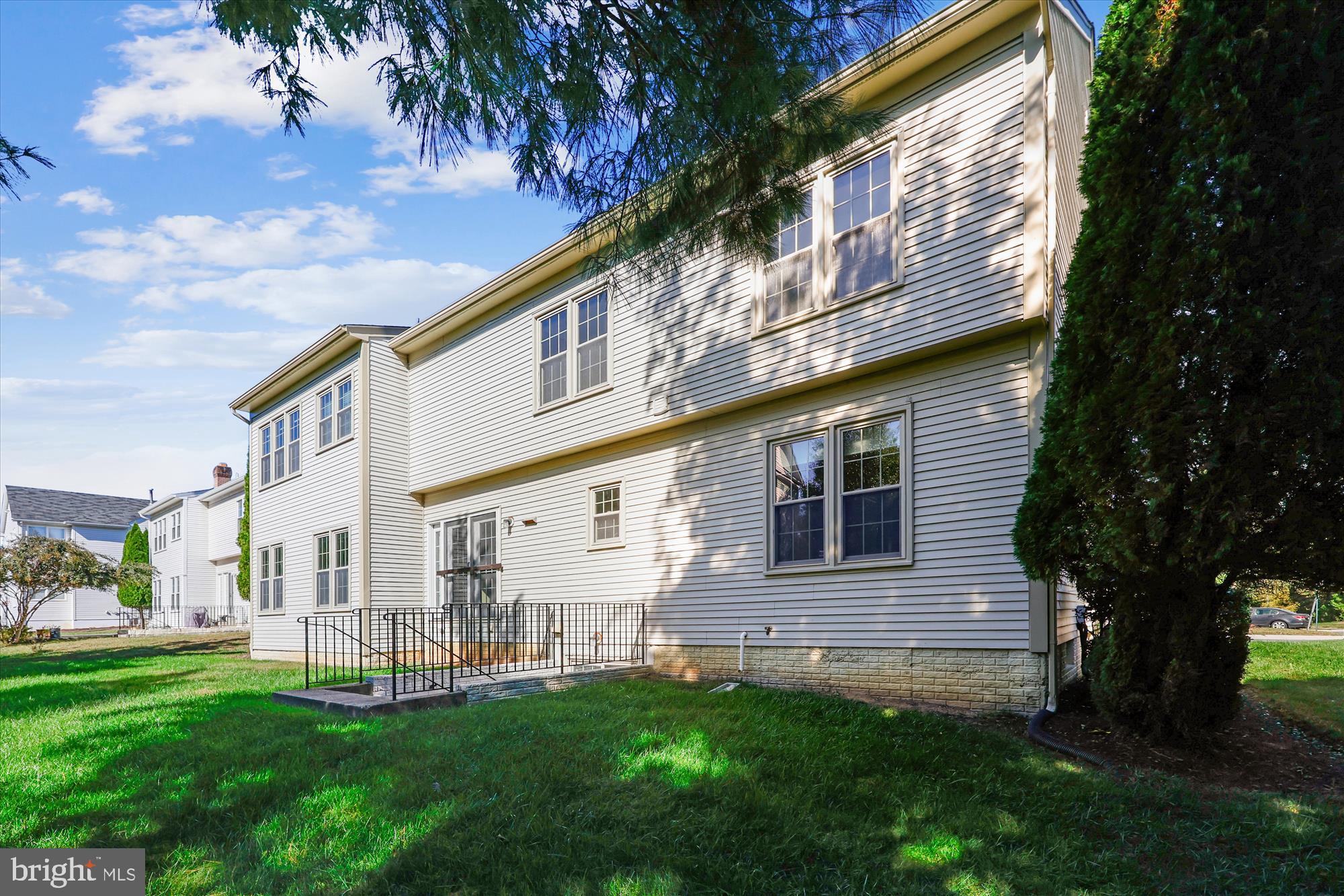 PINEY GLEN VILLAGE - Residential