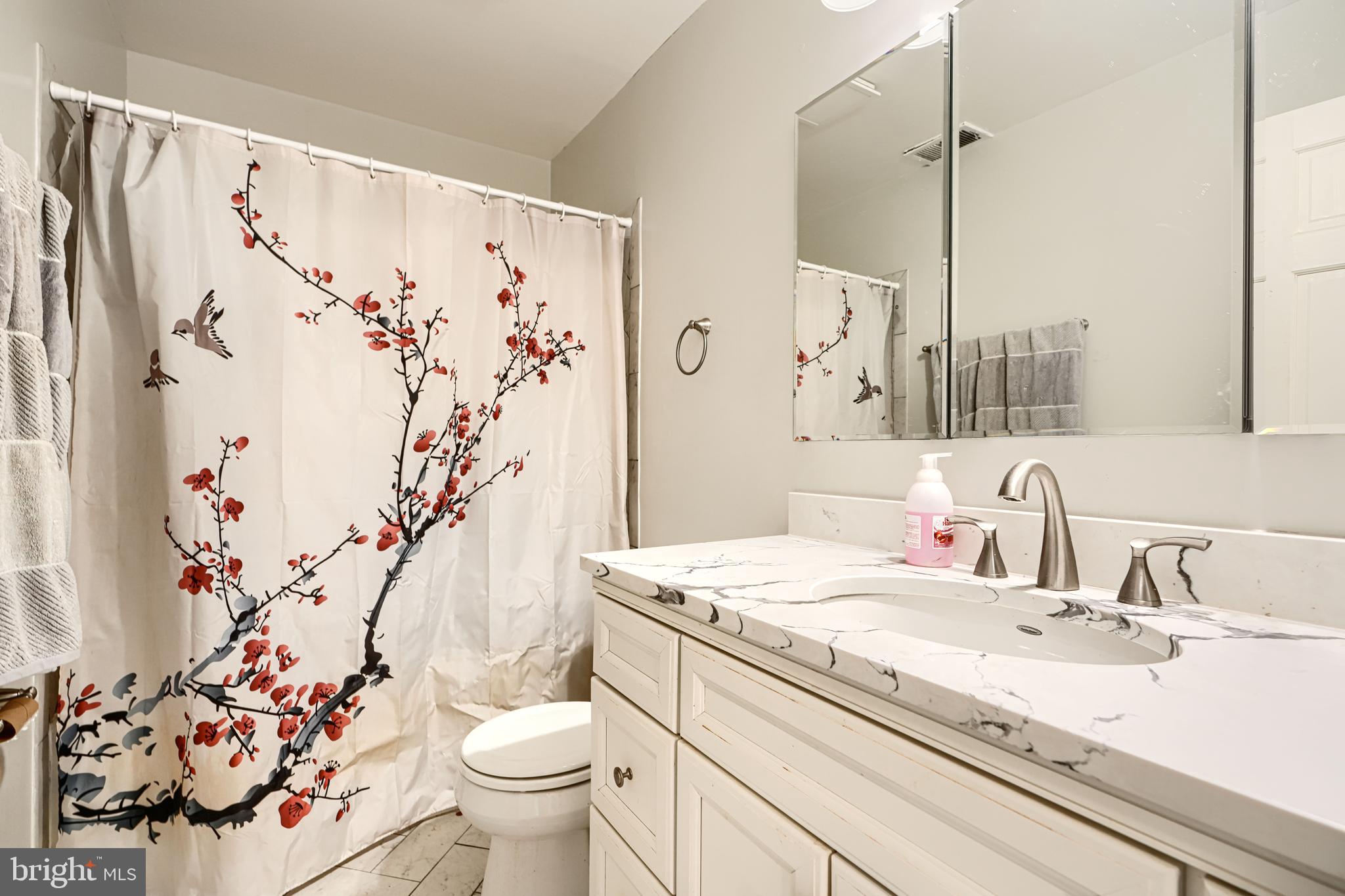 ALTA VISTA - Residential