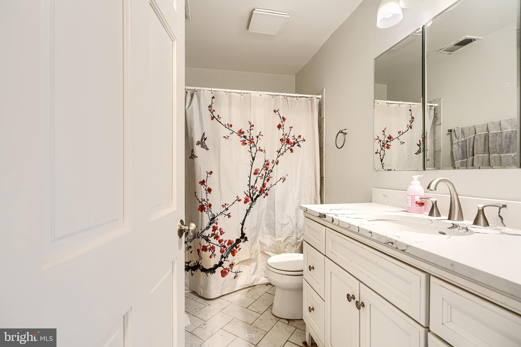 ALTA VISTA - Residential