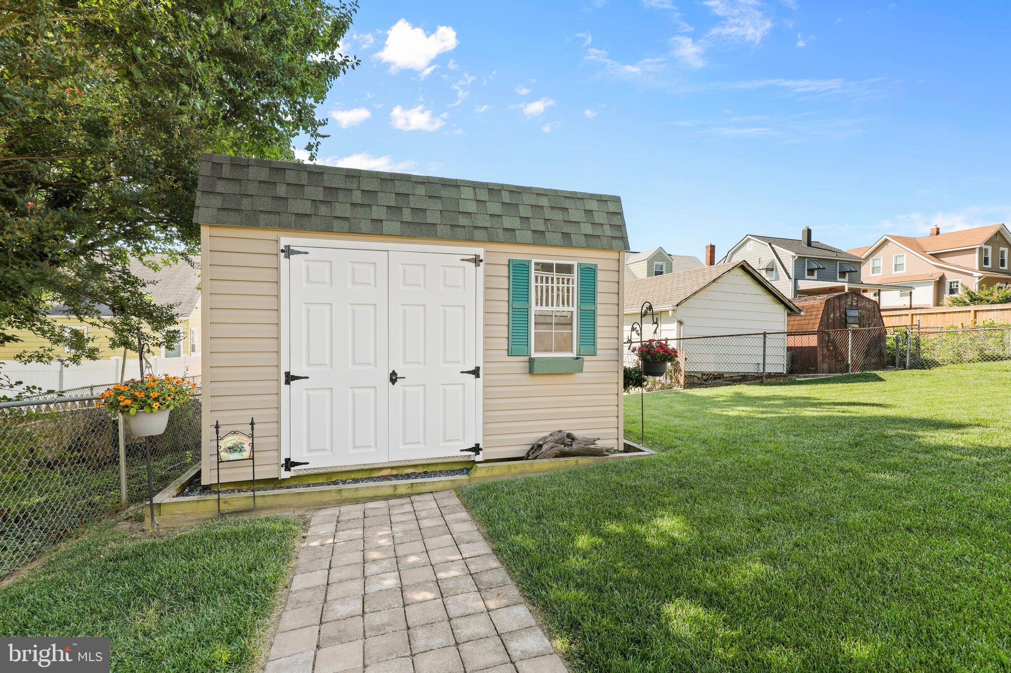 ROSEDALE - Residential