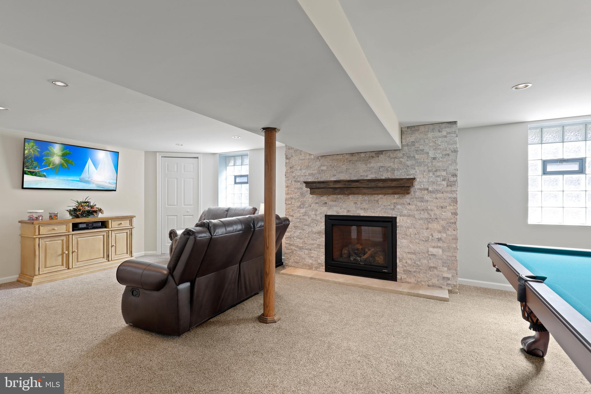 ROSEDALE - Residential