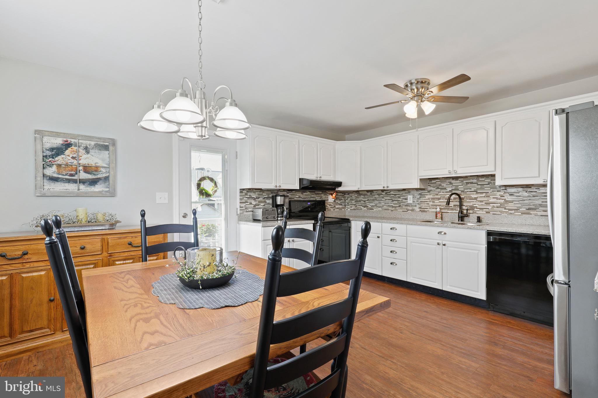 ROSEDALE - Residential