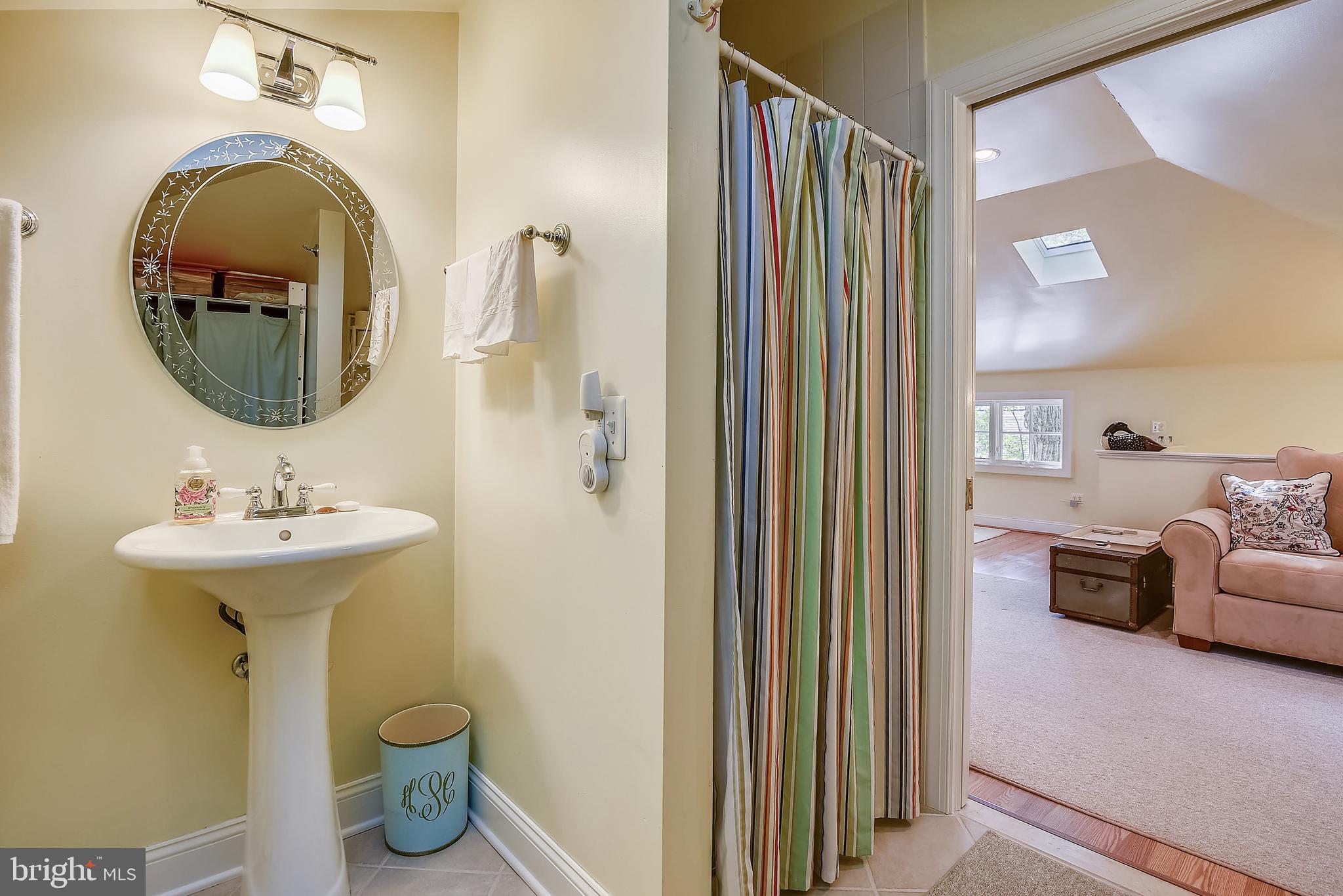 ROMAR ESTATES - Residential