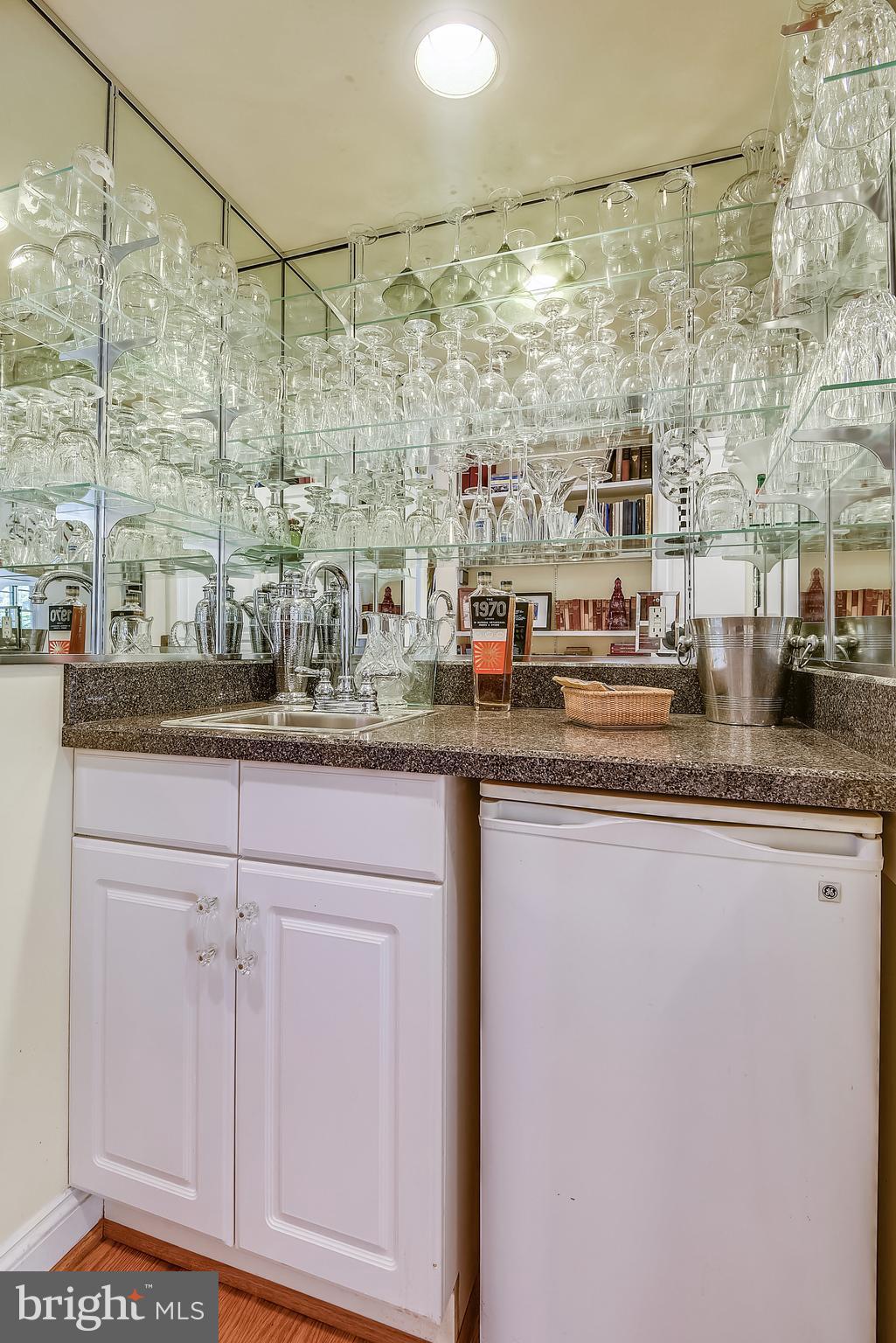 ROMAR ESTATES - Residential