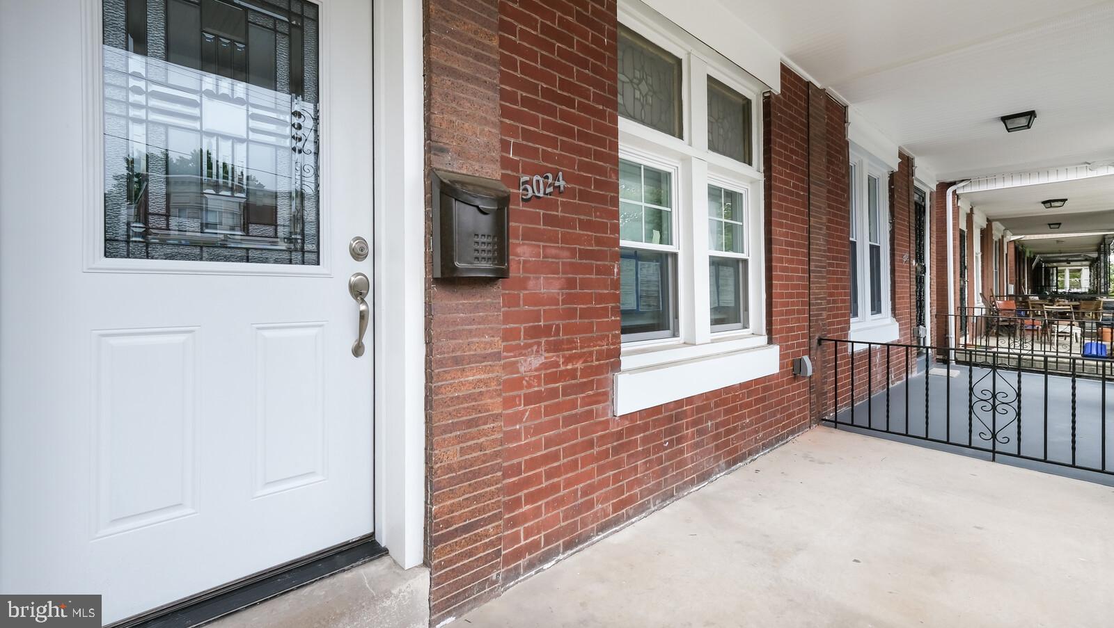 UNIVERSITY CITY - Residential Lease