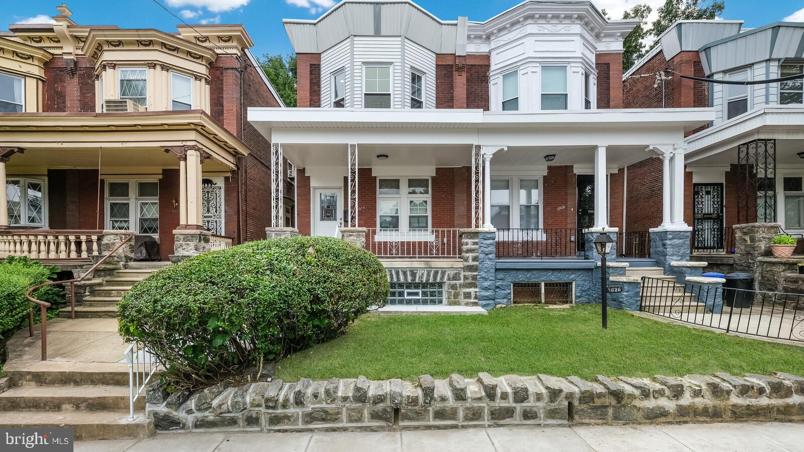 UNIVERSITY CITY - Residential Lease