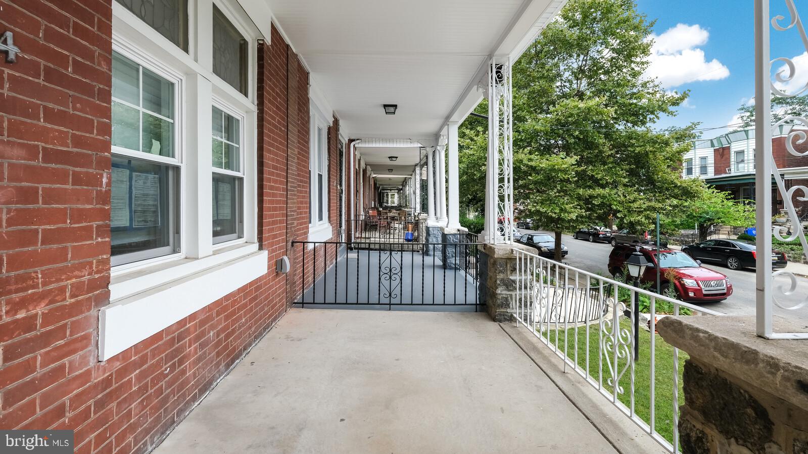 UNIVERSITY CITY - Residential Lease