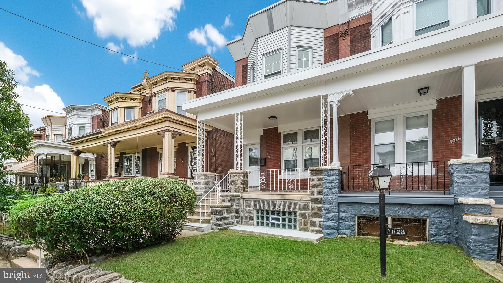 UNIVERSITY CITY - Residential Lease