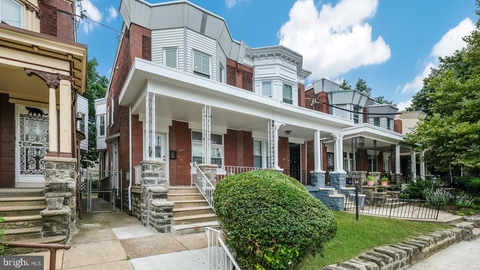 UNIVERSITY CITY - Residential Lease