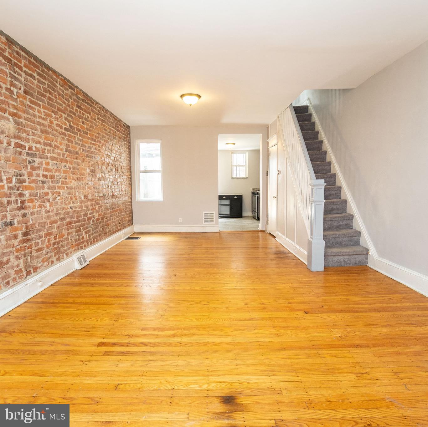 WHITMAN - Residential Lease